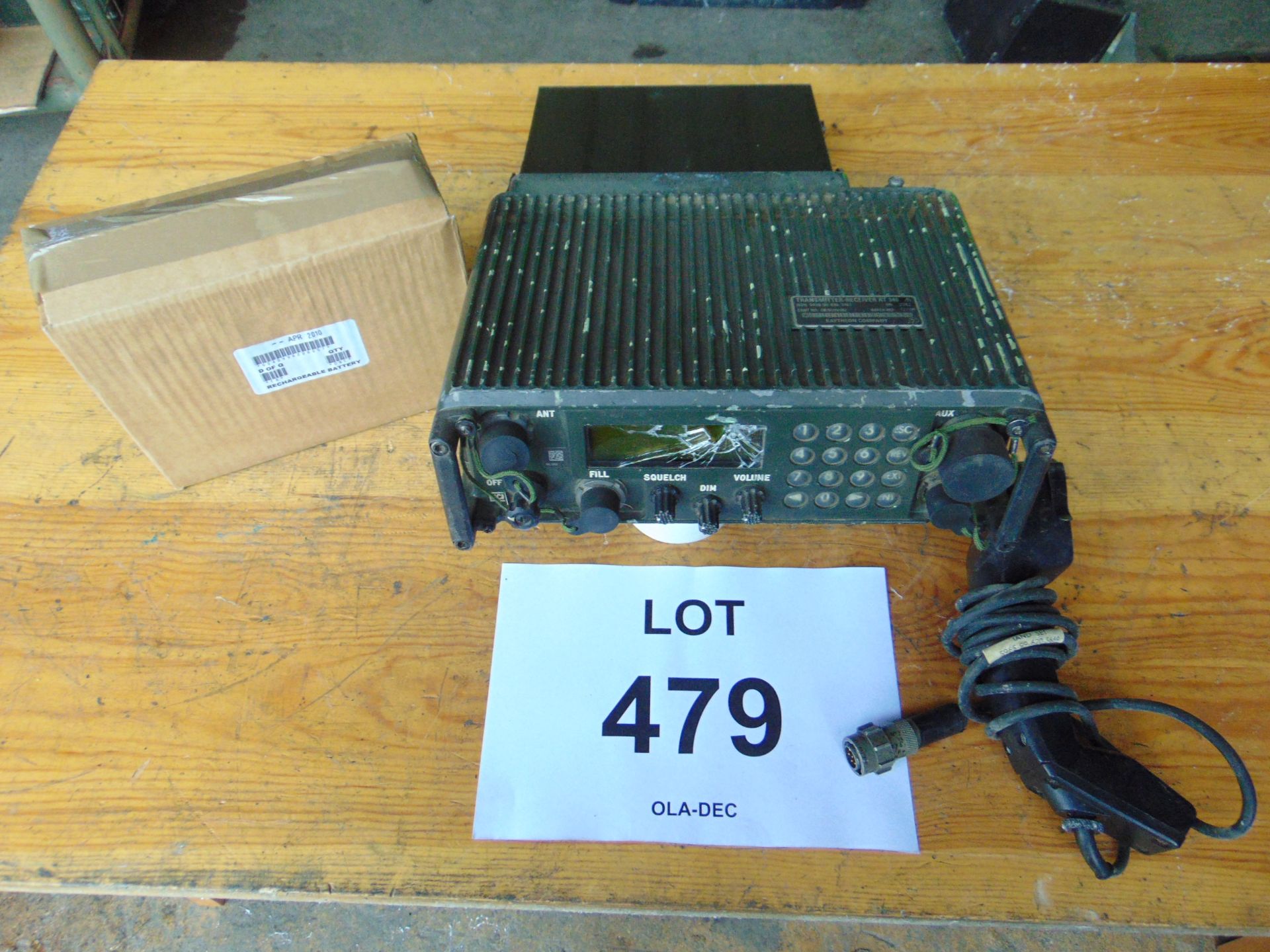 You are bidding on a Very Rare Raytheon Transmitter Receiver RT346 C/W 2 Batteries as shown. Glass
