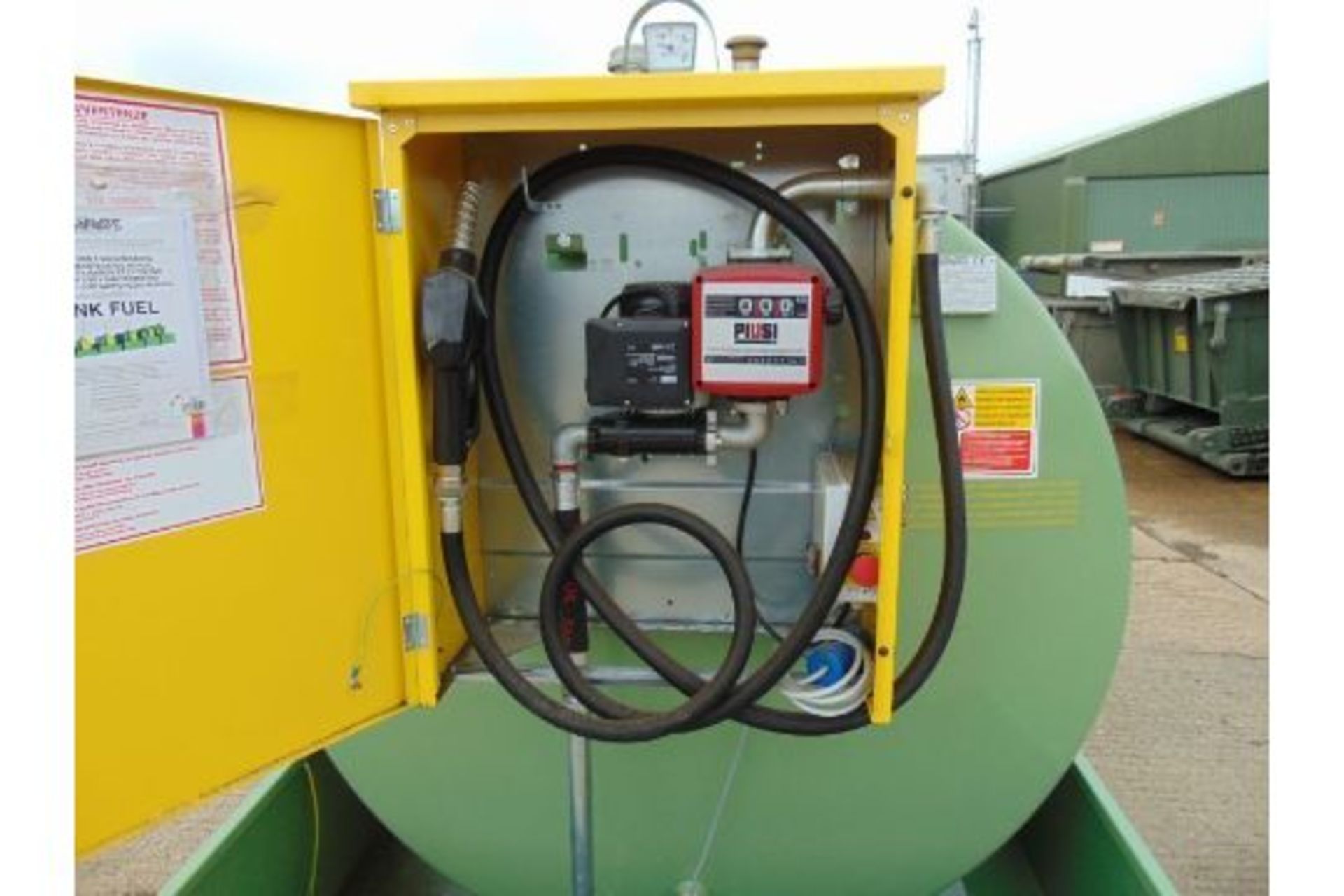 NEW UNUSED Emiliana Serbatoi 2023 TF3/50 3172 litre Diesel Fuel Tank - Image 7 of 11