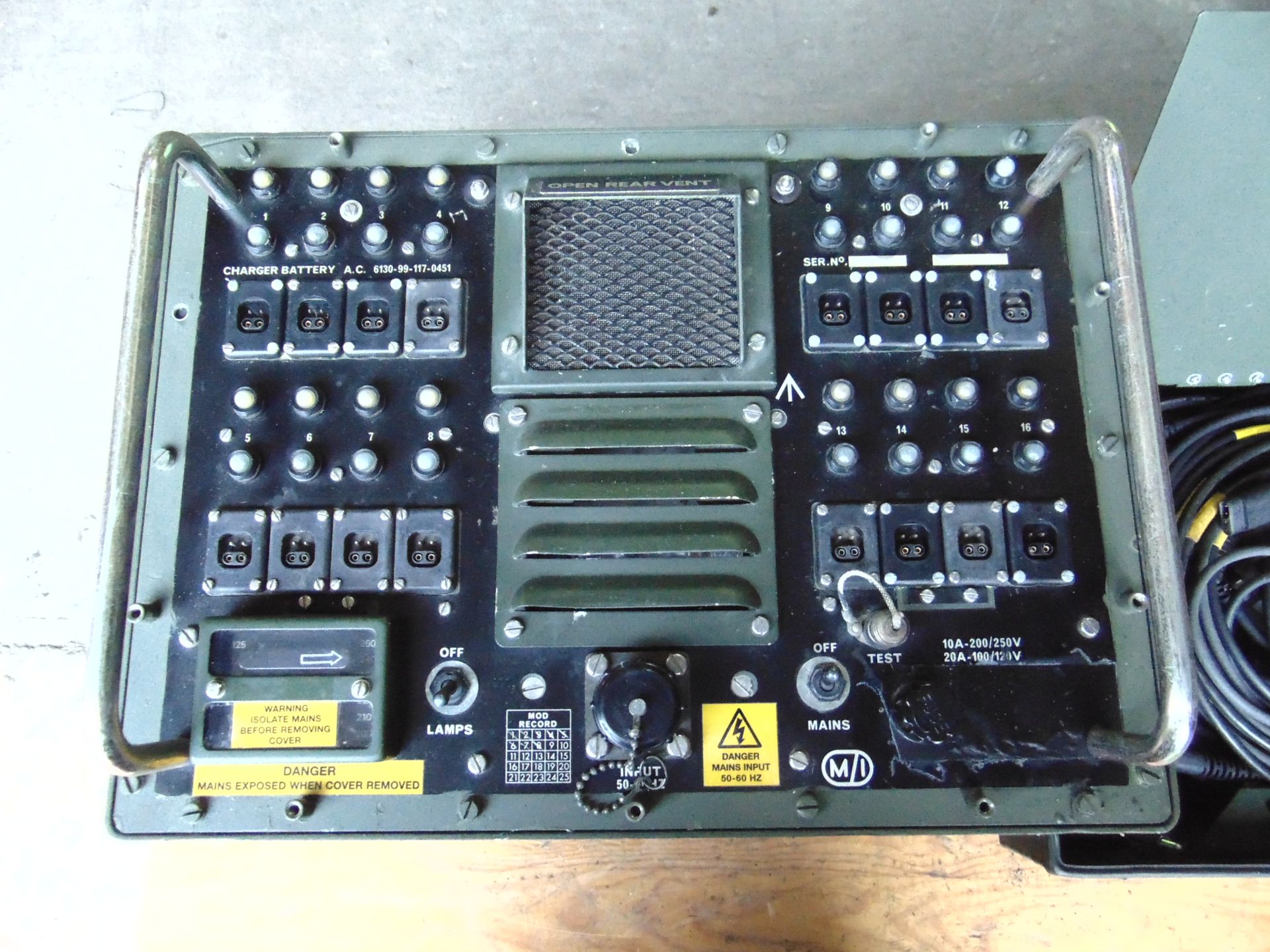 Clansman M1 Universal Mains Battery Charger c/w Leads & Instructions - Image 3 of 8