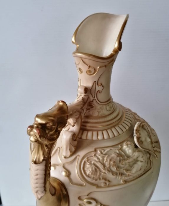 A large Royal Worcester blush ivory ewer, the frieze decorated with cherubs and grotesque masks - Image 5 of 12