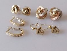 Four pairs of 9ct gold earrings, the tri-gold pair without backs, two pairs hallmarked