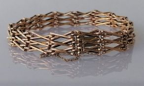 A rose gold fancy gate-link bracelet, 18 cm, stamped 15, 13g