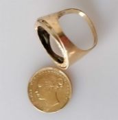 A Victorian gold sovereign, 1884, with a 9ct gold ring mount, size S, 6.25g
