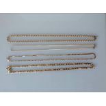 Four yellow gold neck chains, 40-42 cm, all hallmarked 9ct