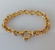 A yellow gold bracelet with jumbo bolt, stamped 750, 16 cm, 12.76g in a Goldsmiths case