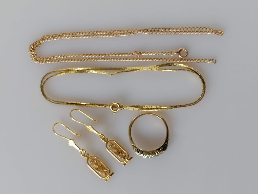 A pair of yellow gold drop earrings, Egyptian hallmarks for 18ct, 3g; a graduated five-stone diamond - Image 2 of 3