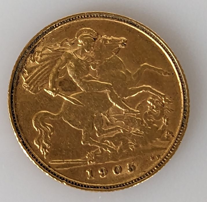 An Edwardian gold half-sovereign, 1905 - Image 2 of 2