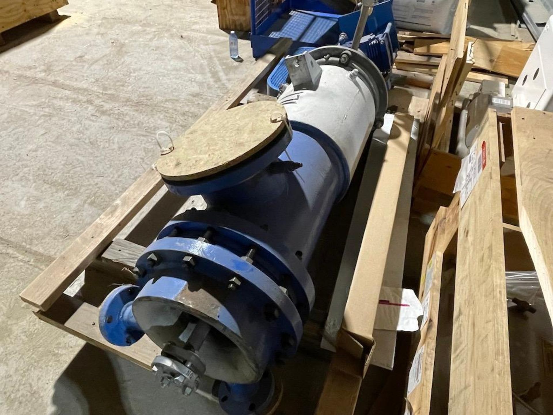 SMALL WIPED FILM EVAPORATOR, REFURBISHED BY PFAUDLER IN APPROX 2019, INCLUDES: PFAUDLER PUMP, SKID 2 - Image 7 of 17