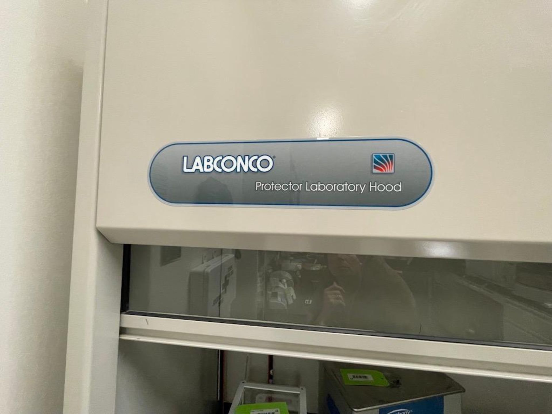 LABCONCO FUME HOOD W ACID STORAGE CABINET - Image 2 of 6