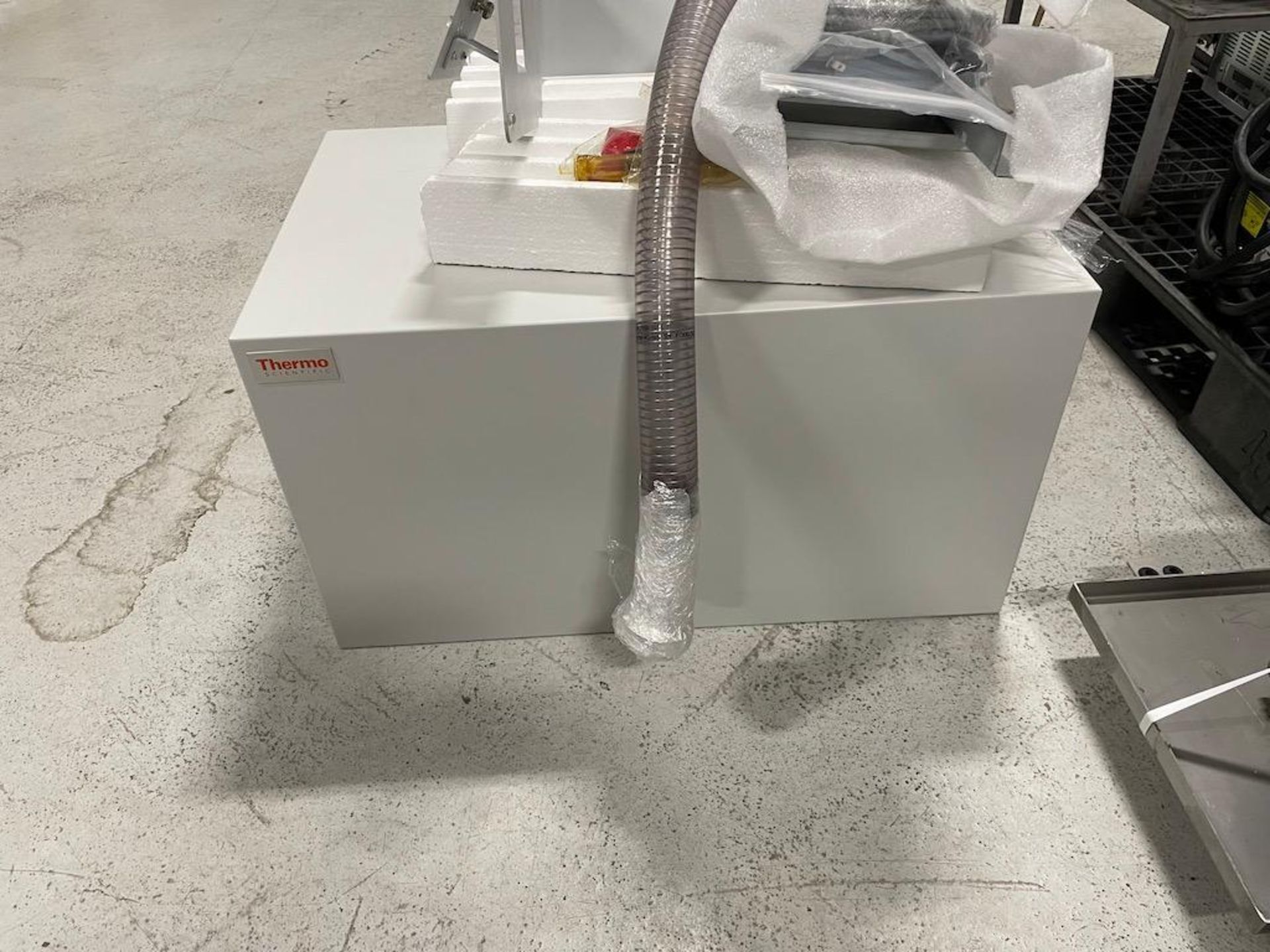 2017 THERMO SCIENTIFIC EXACTIVE SERIES MASS SPECTROMETER, MODEL Q EXACTIVE PLUS, SN 07354L, INCLUDES - Image 13 of 82