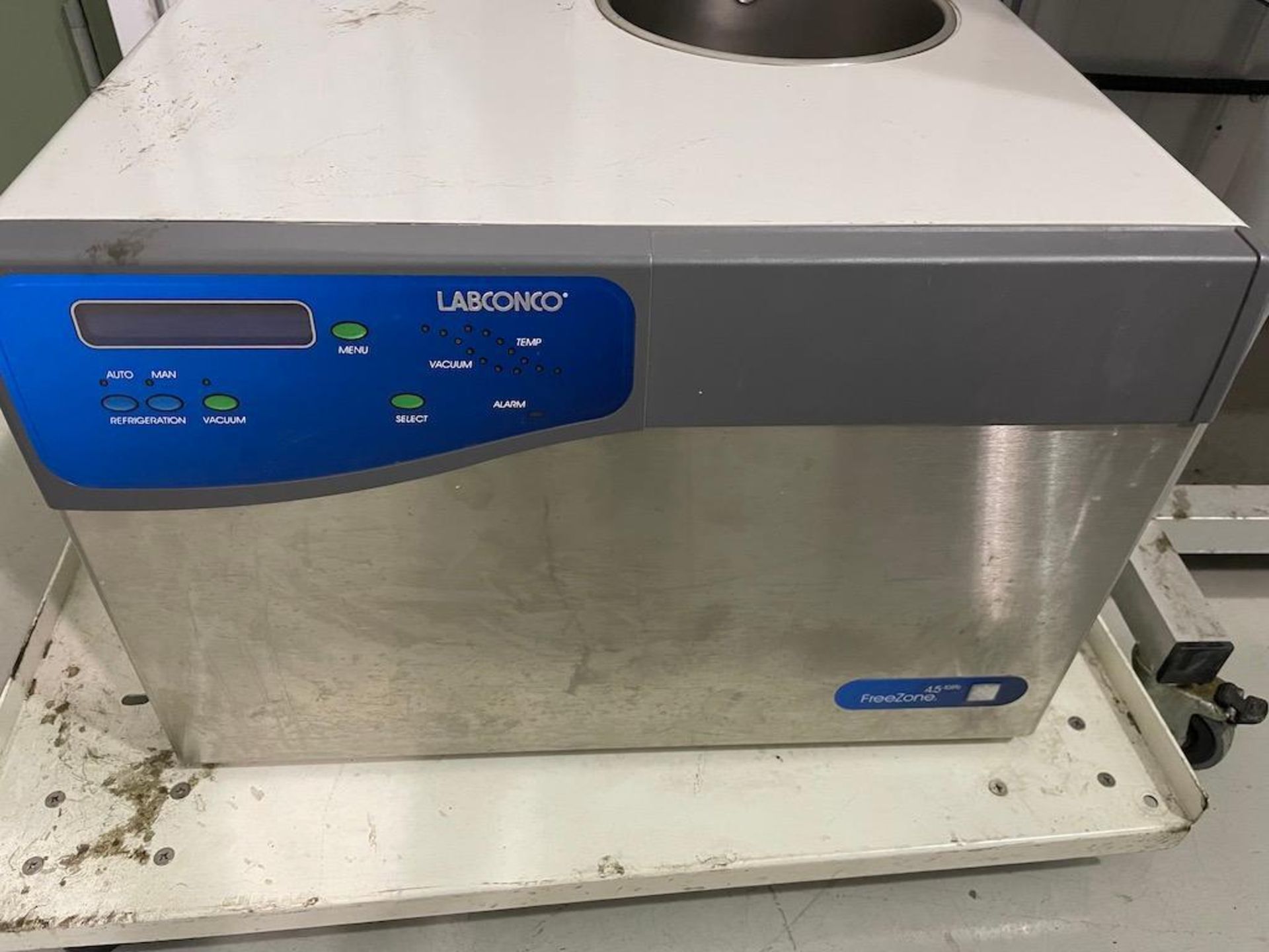 LABCONCO FREE ZONE 4.5 - 105 DEGREE CELSIUS VACUUM REFRIGERATOR, SN 140390263