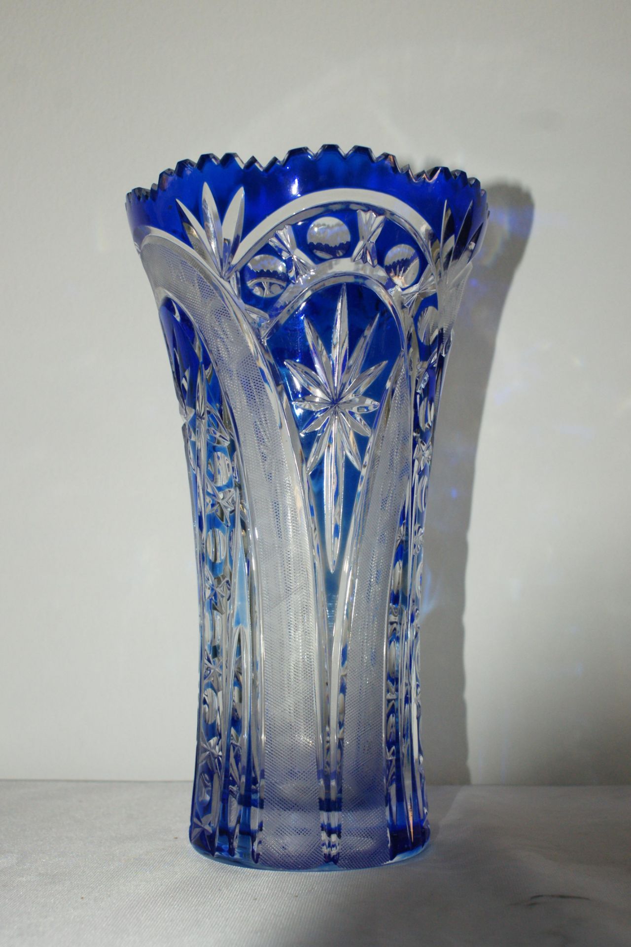 Geschliffene blaue Kristall Vase