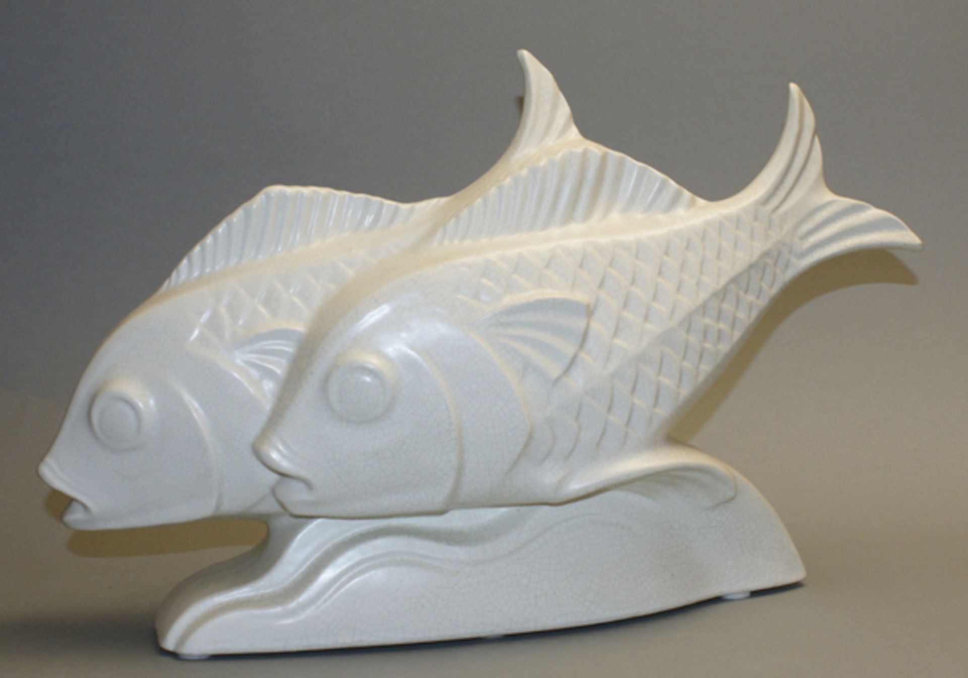 Art-Déco- Keramikfische mit Craquelé-Glasur, Frankreich, signiert mit Lejan, - Image 2 of 3