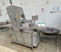 A MASZ-GRIWICE Model Rex Type 1140 Conveyor Fed Automatic Bread Slicing Machine with Operator Table,