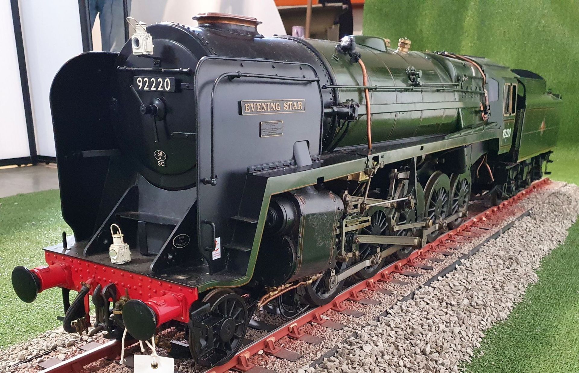 EVENING STAR (Steamed) - A Well Engineered 5 inch Gauge Model of the final Steam Locomotive to be - Image 3 of 10
