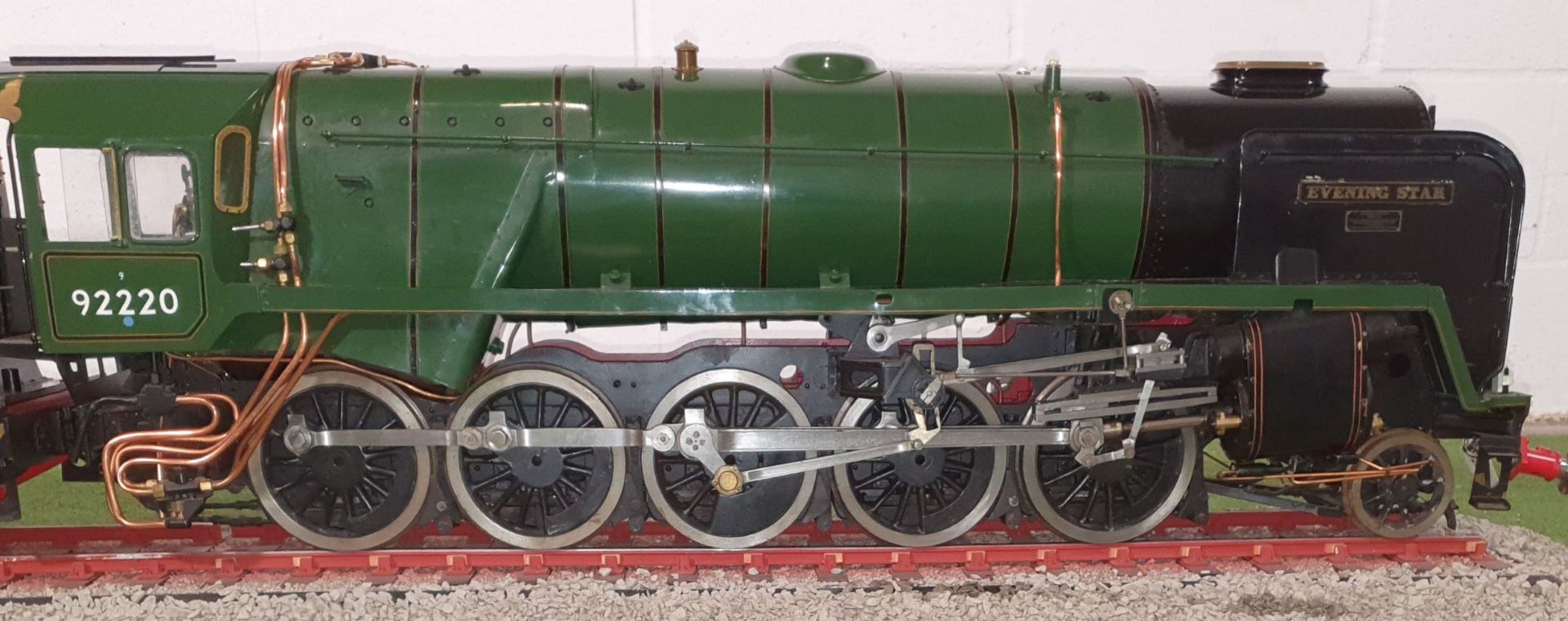 EVENING STAR (Unsteamed) - A well engineered 5 inch Gauge Model of the final Steam Locomotive to - Image 4 of 12