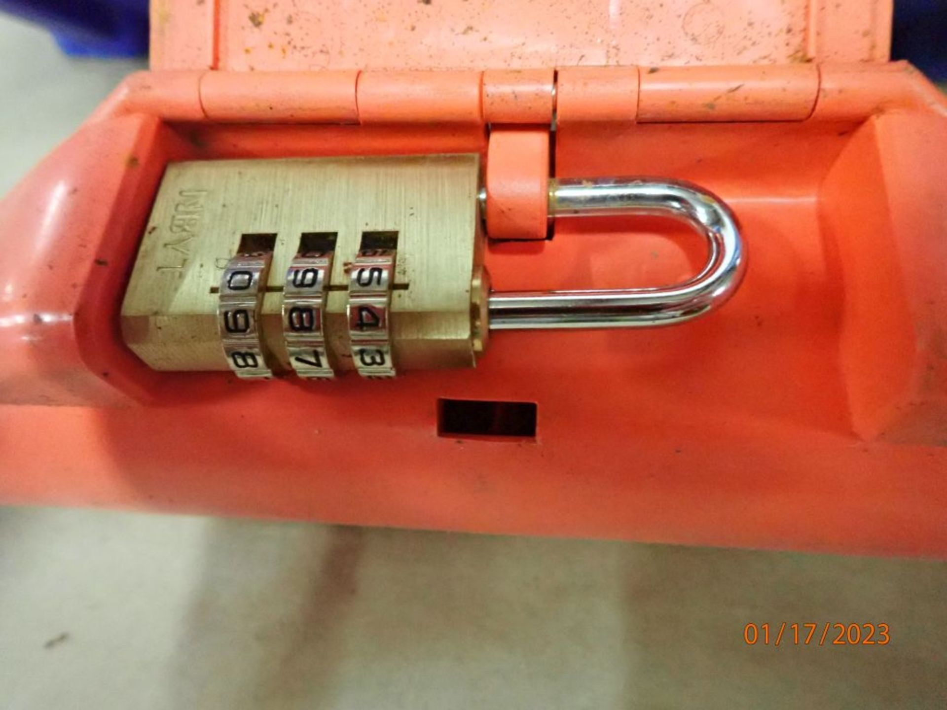 Lot of (19) Welding Safety Locks - Image 12 of 13