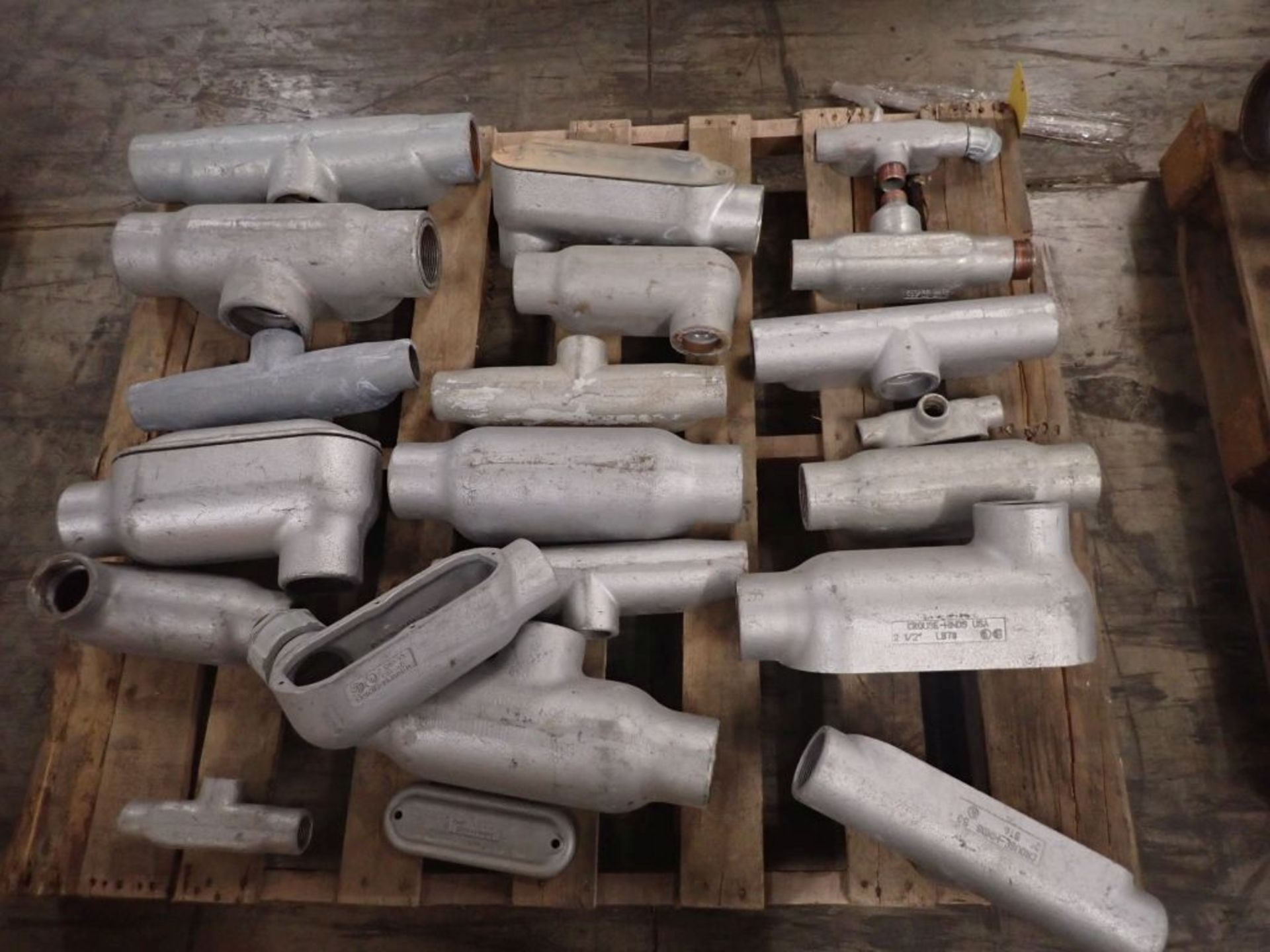 Lot of Approximately (25) Assorted Crouse Hinds Conduits - Image 2 of 9