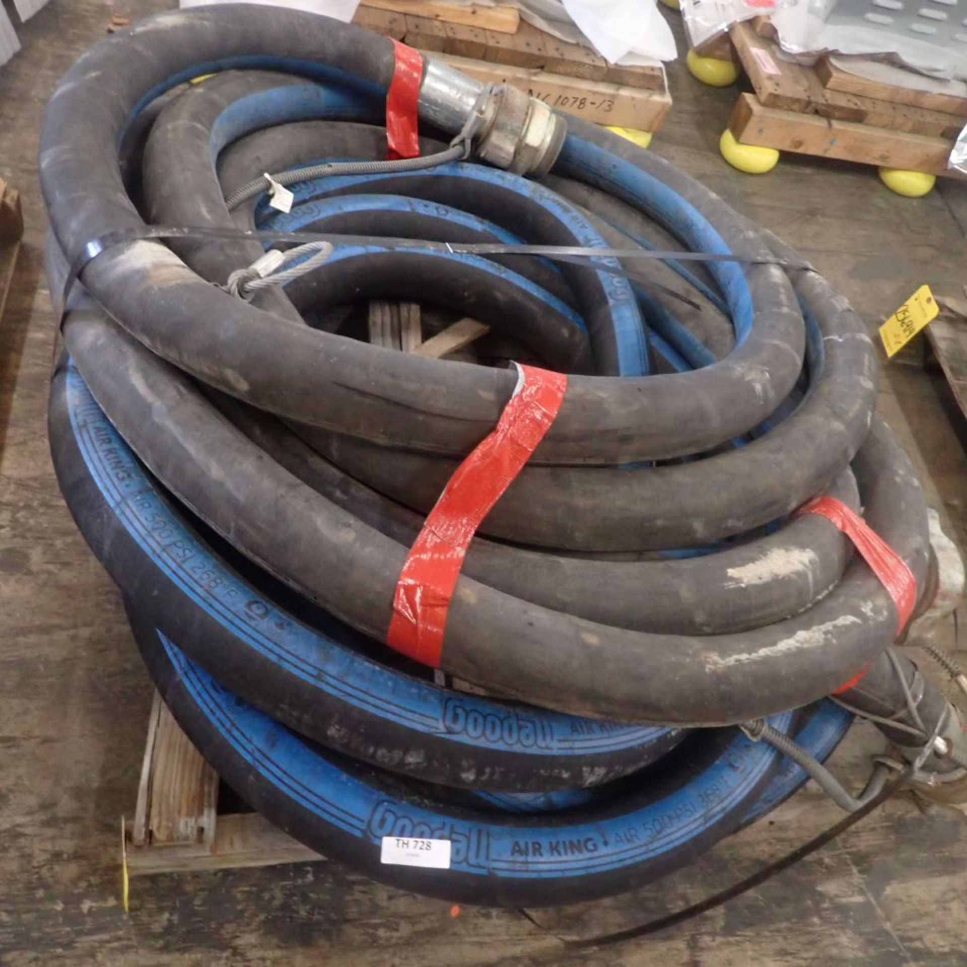Lot of (2) Goodell Air King Hoses - Image 2 of 5