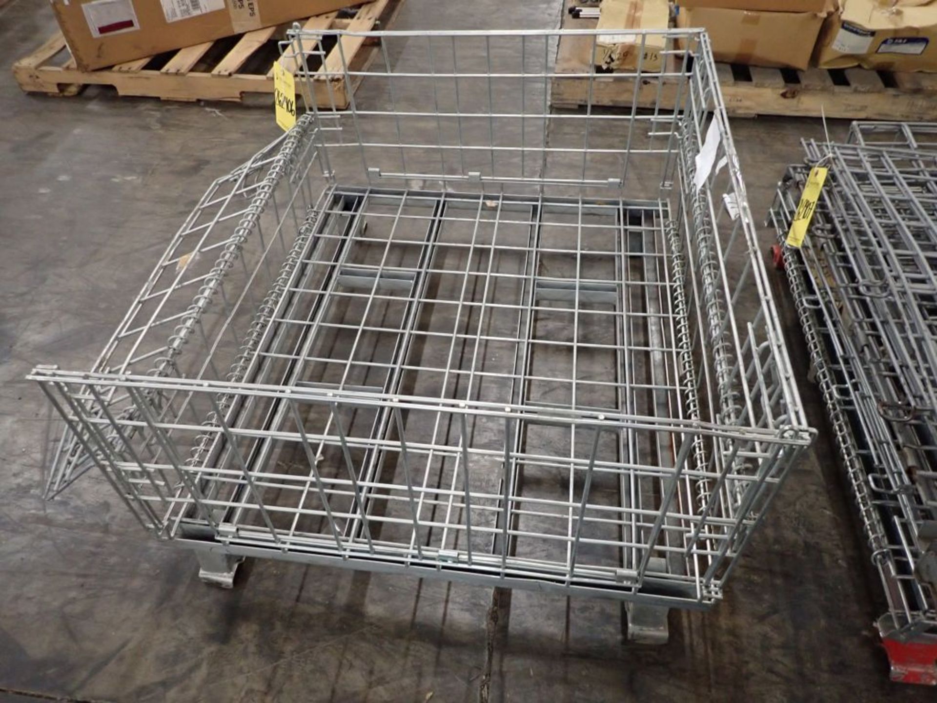 Collapsible Wire Basket - Image 3 of 4