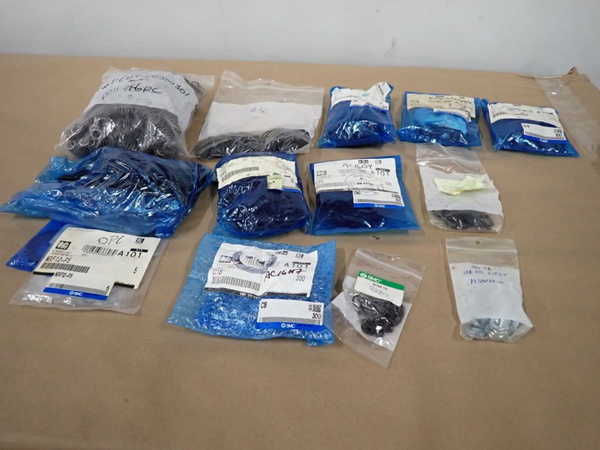 Lot of Assorted O-Rings and Seals - Image 2 of 15