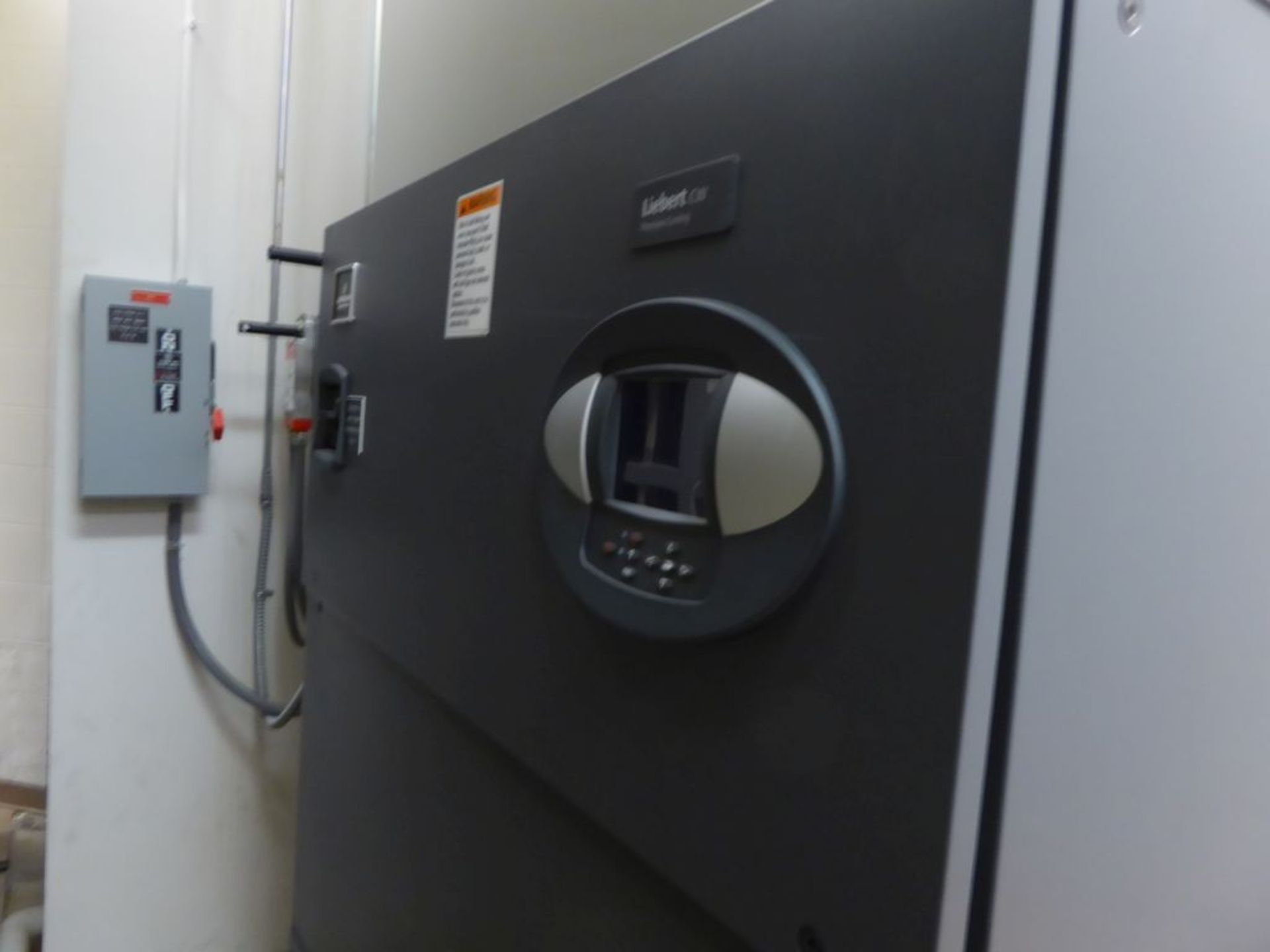Spartanburg, SC - Liebert CW Precision Cooling Unit - Image 2 of 4