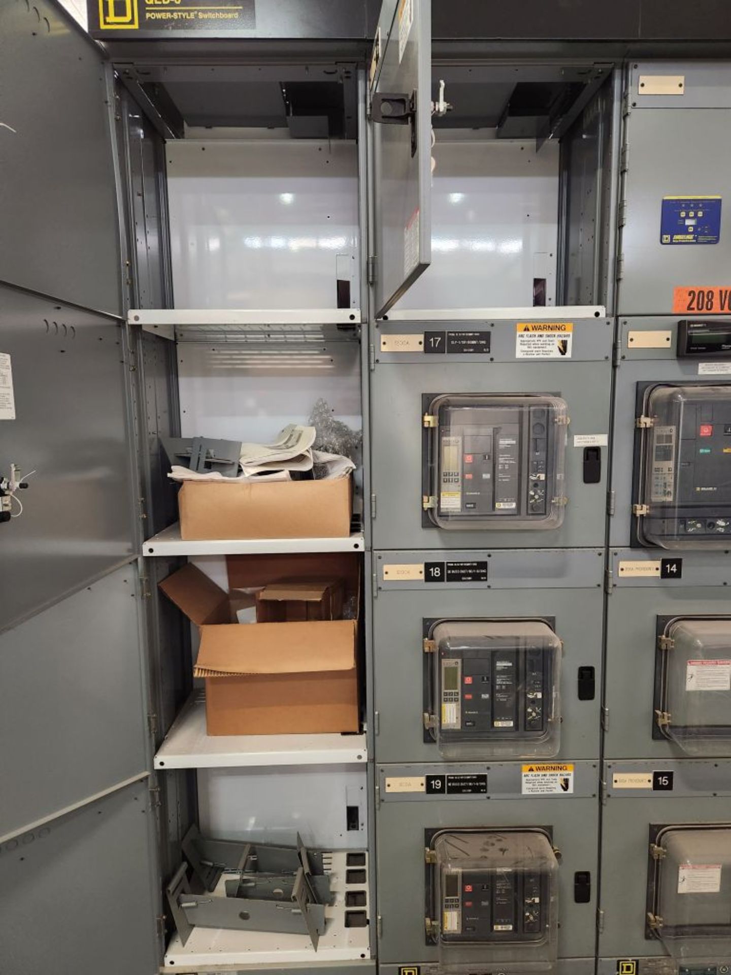 Minneapolis, MN - Square D QED-6 Power Style 2000A Switchgear - Image 6 of 39