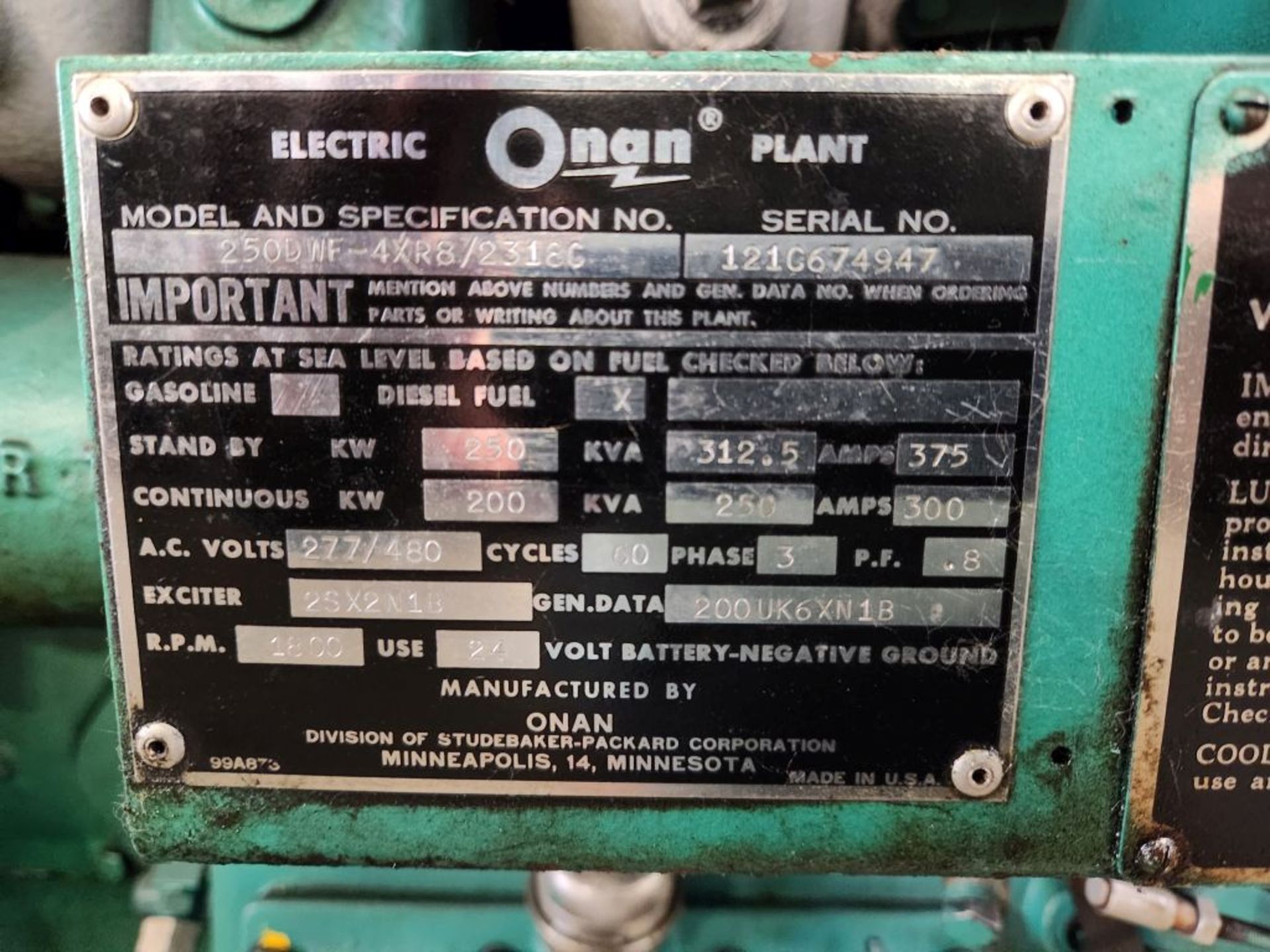 Minneapolis, MN - ONAN 200 KW Diesel Generator with Waukesha Diesel Engine - Image 6 of 21