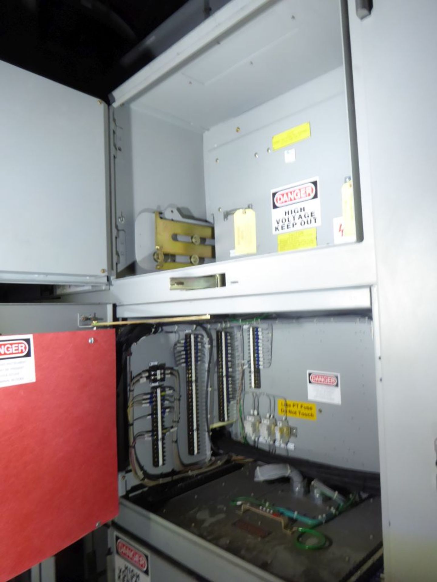 Powell 3000A Arc Resistant MV Metal Clad Switchgear - Image 44 of 68