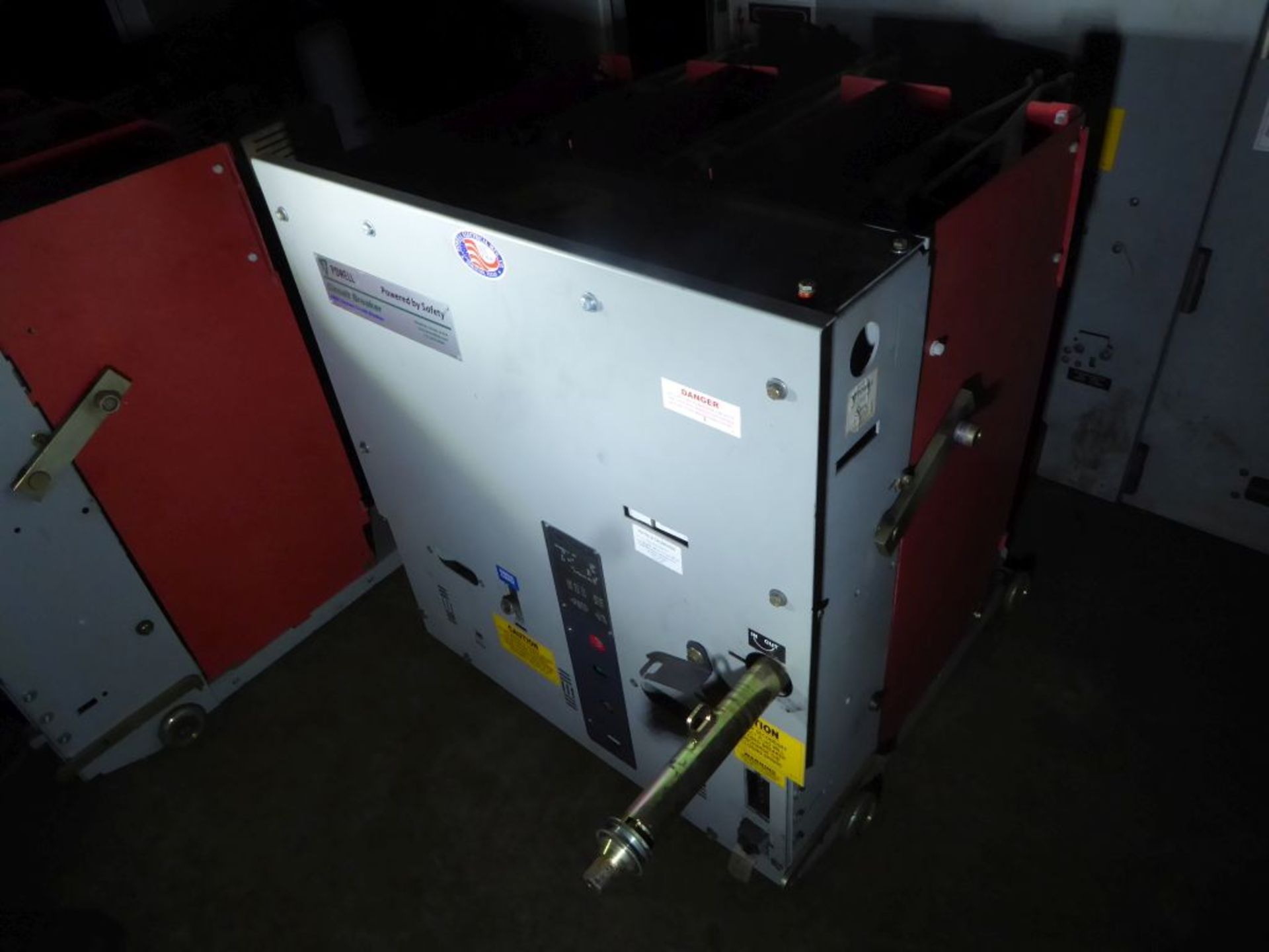 Powell 3000A Arc Resistant MV Metal Clad Switchgear - Image 48 of 68