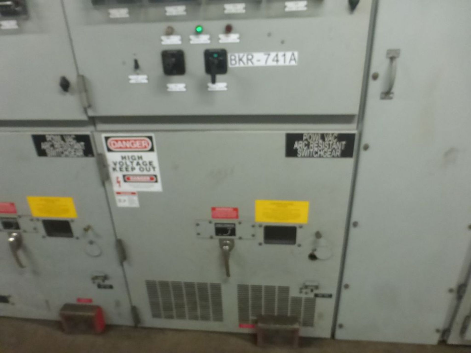 Powell 3000A Arc Resistant MV Metal Clad Switchgear - Image 34 of 68