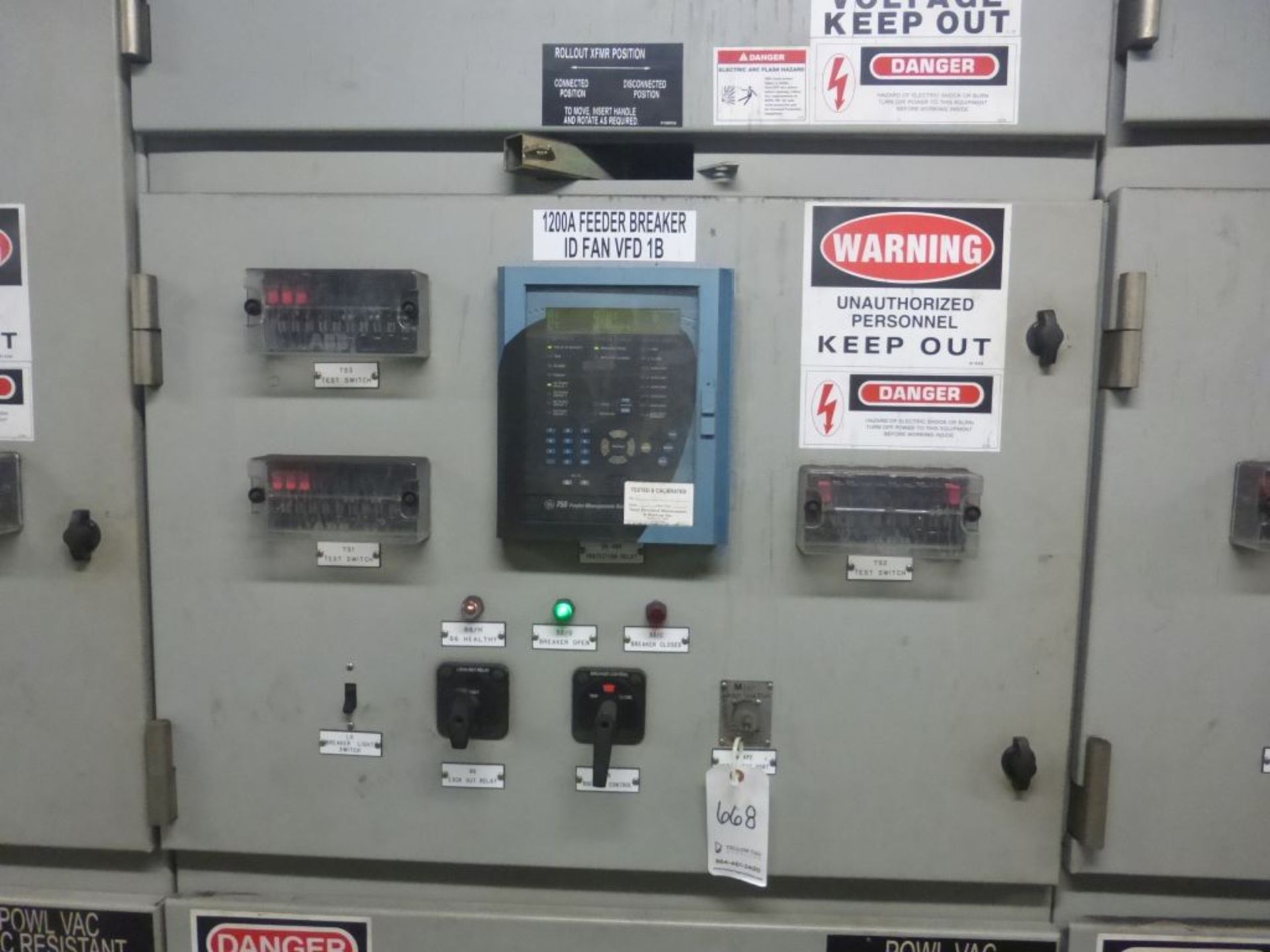 Powell 3000A Arc Resistant MV Metal Clad Switchgear - Image 24 of 68