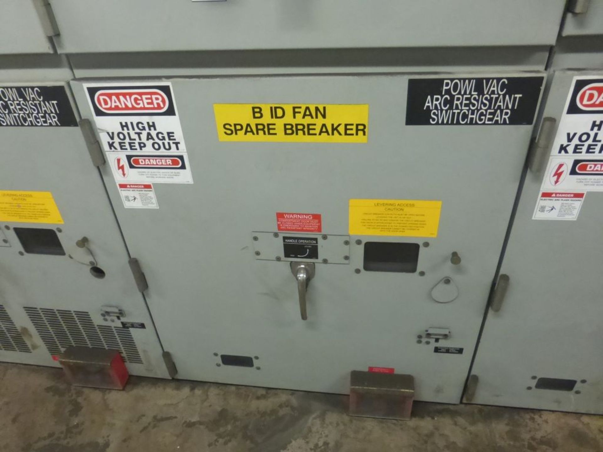 Powell 3000A Arc Resistant MV Metal Clad Switchgear - Image 17 of 68