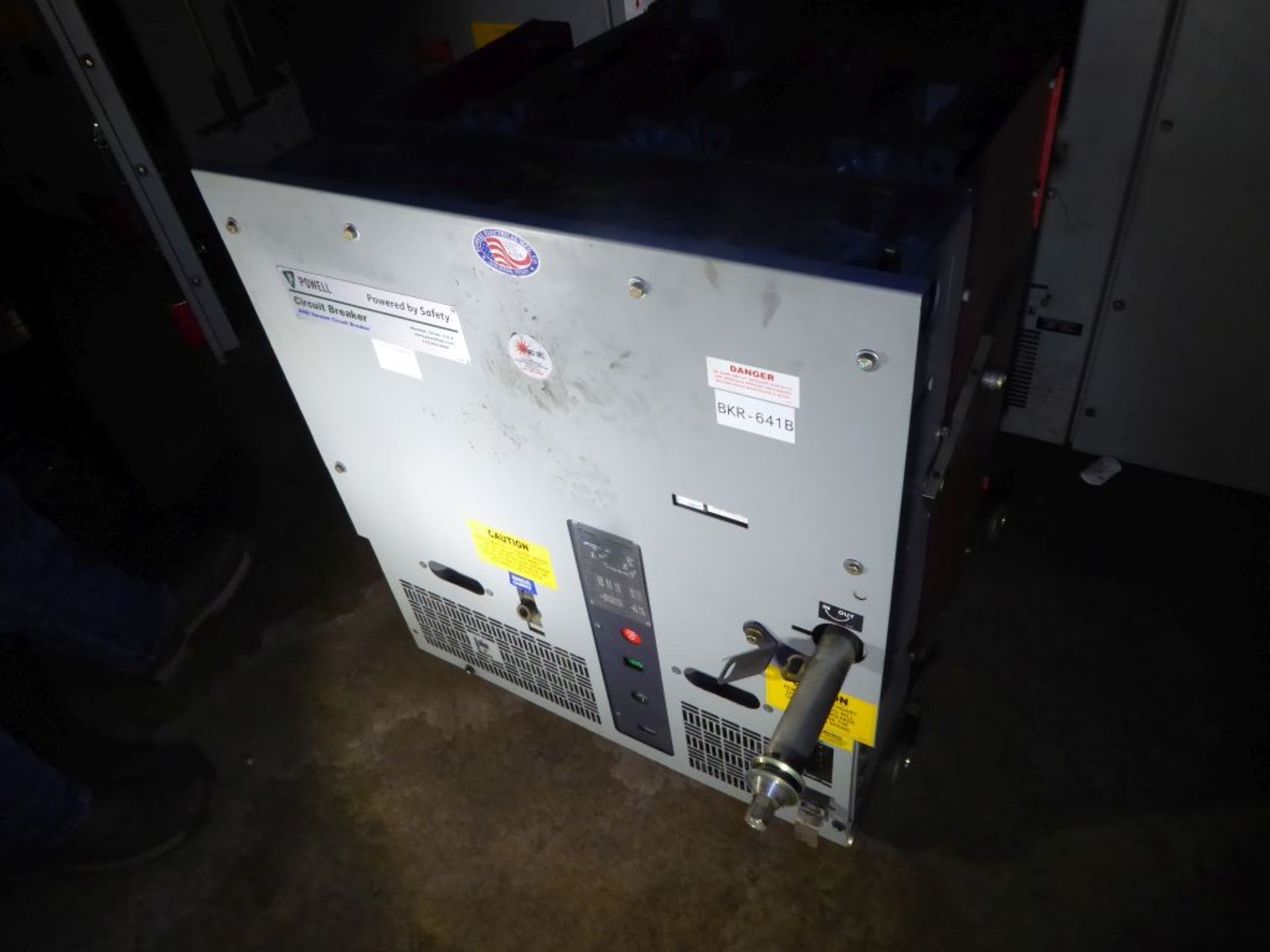 Powell 3000A Arc Resistant MV Metal Clad Switchgear - Image 45 of 55