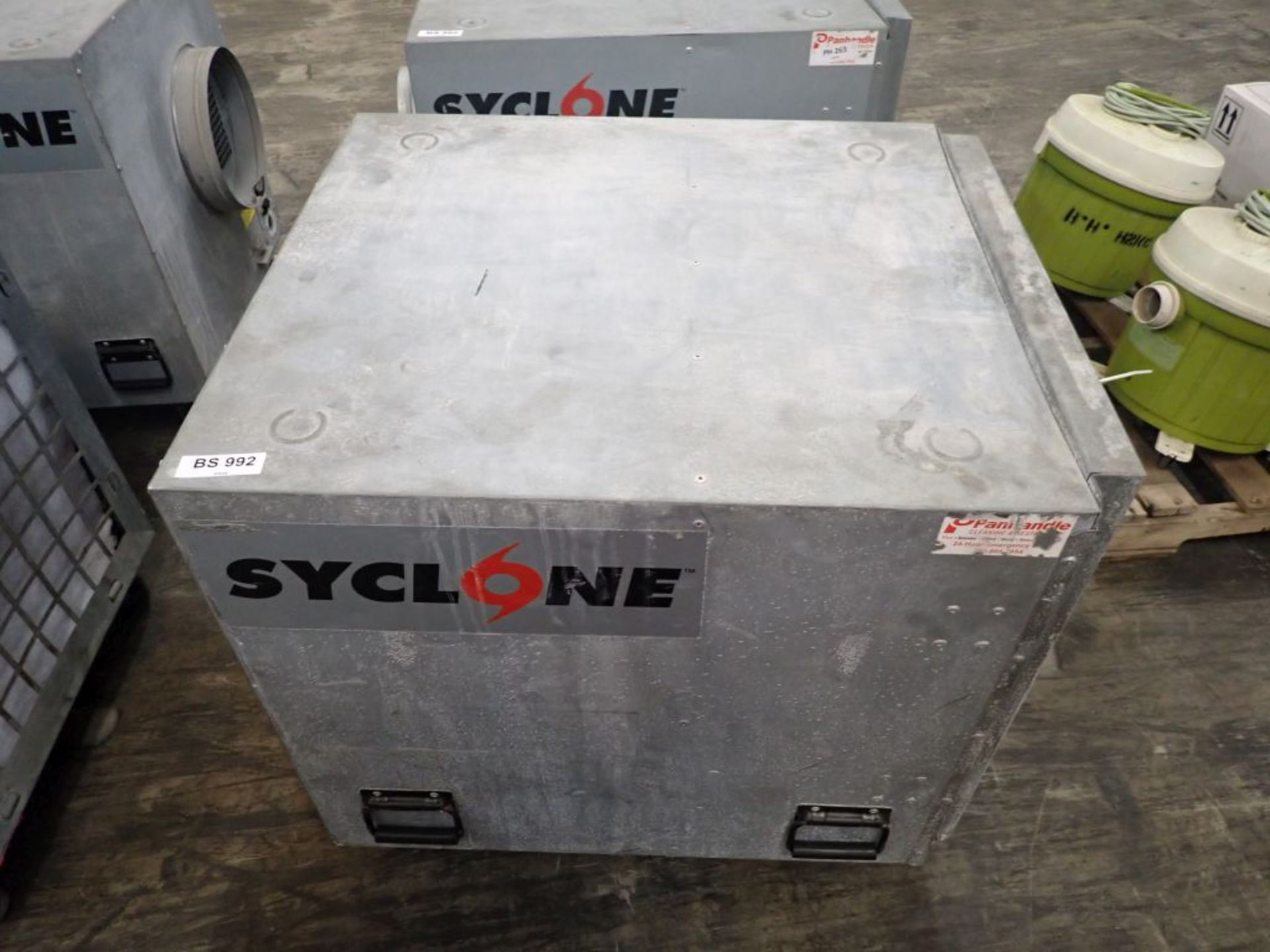 Syclone HEPA Negative Air Machine - Image 4 of 9