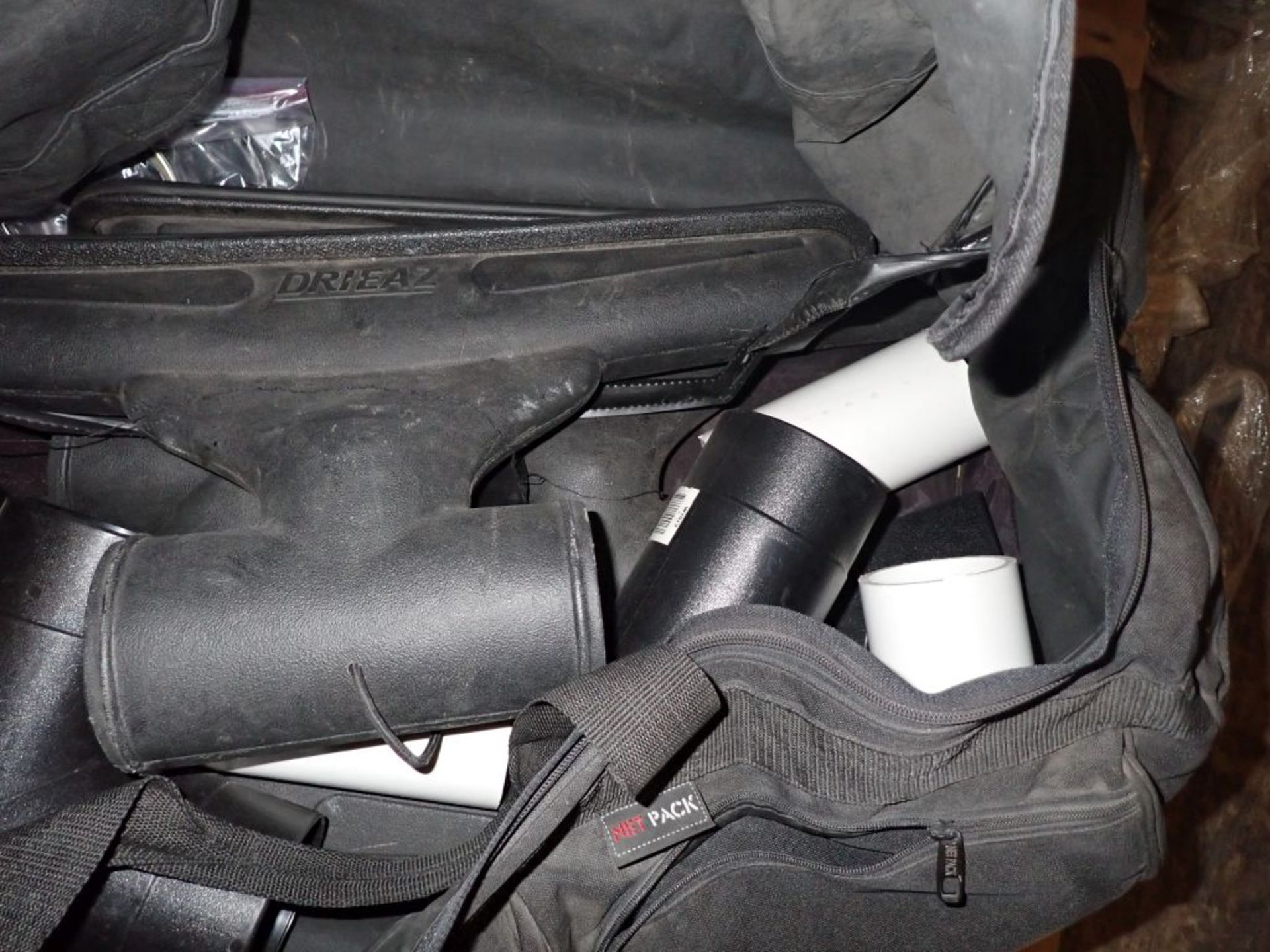Drieaze Portable Duffle Bag - Image 4 of 5