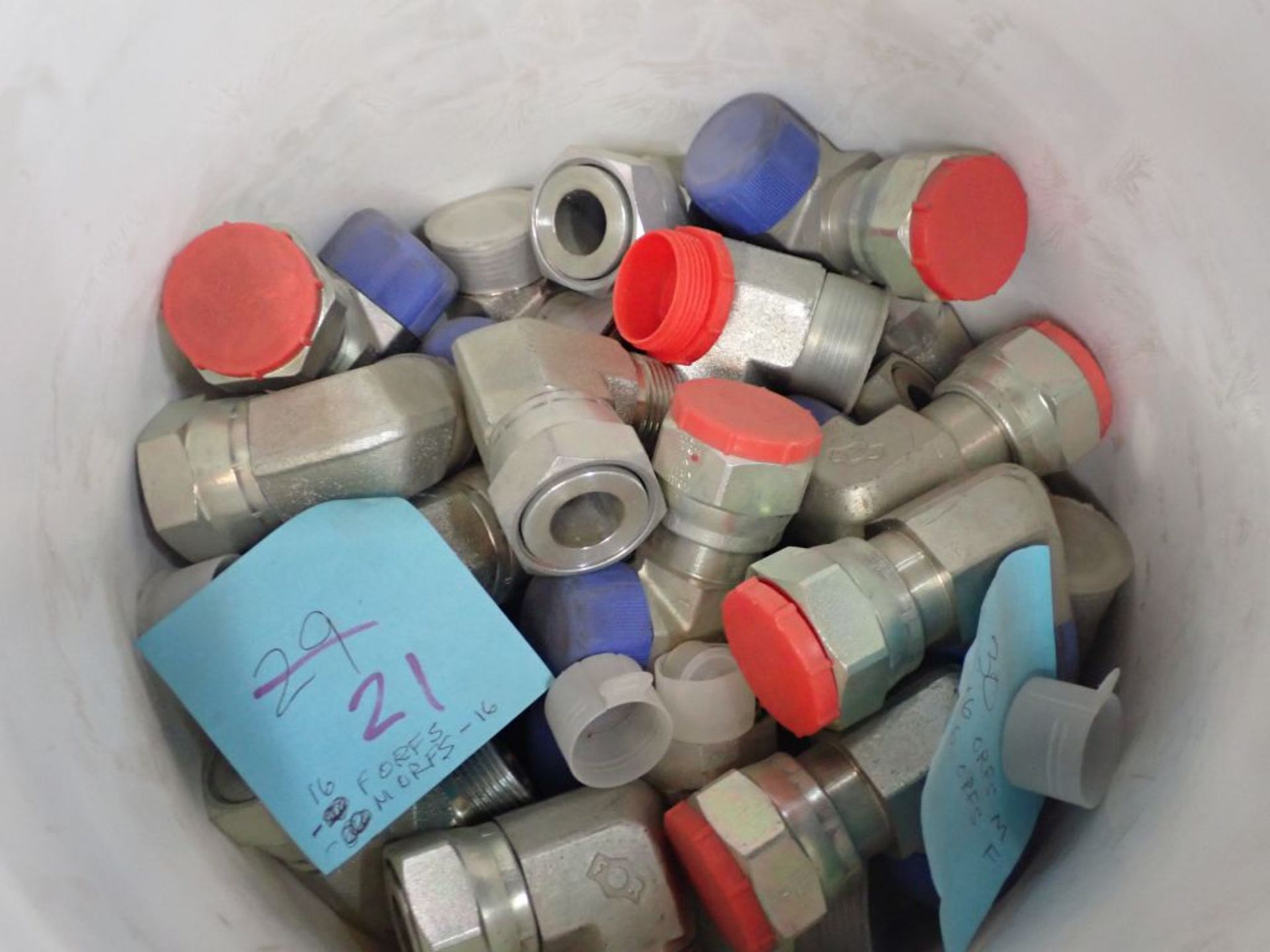 Lot of Hydraulic Fittings - Image 6 of 8