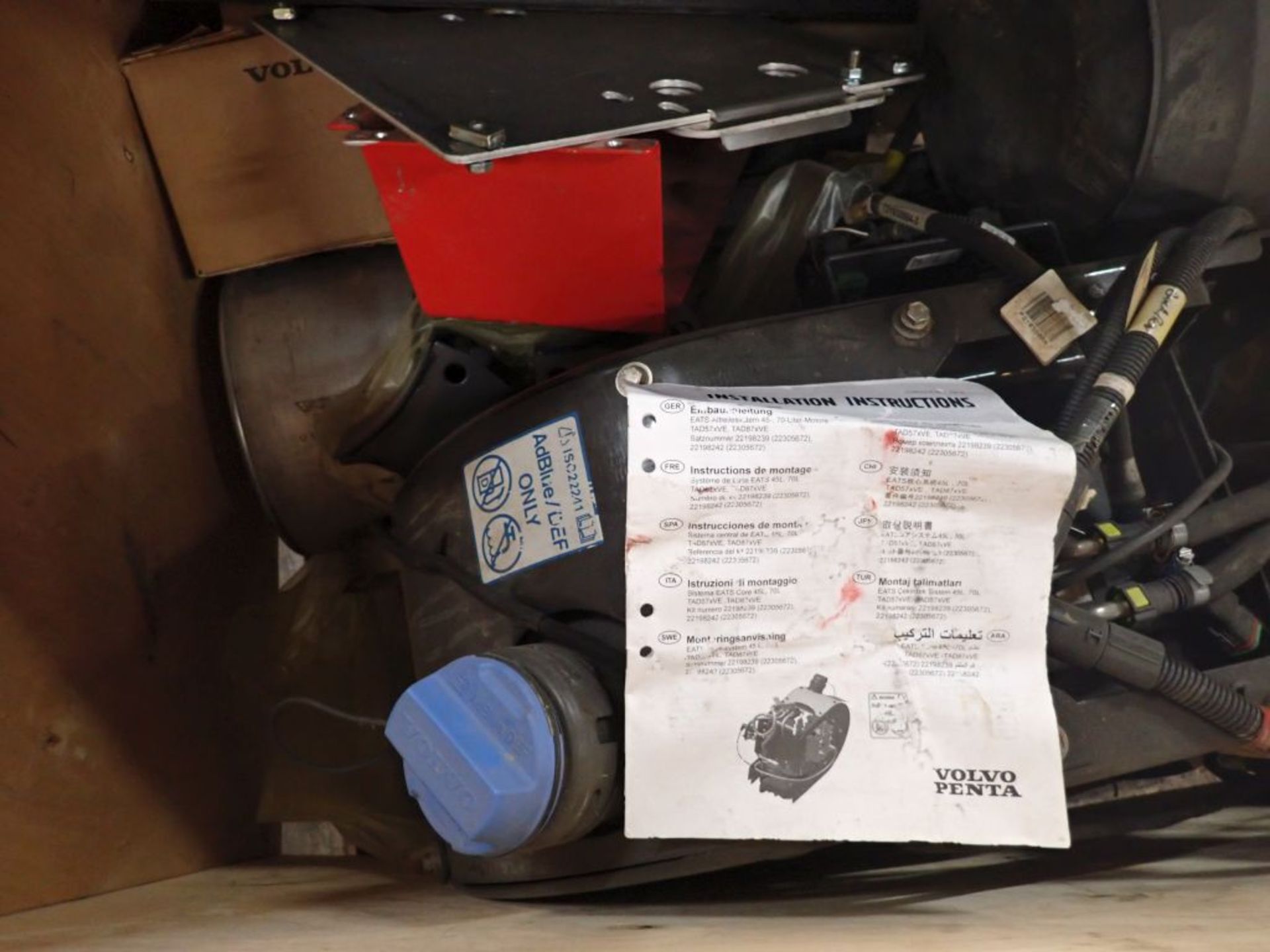 Volvo D8 Engine - Image 6 of 9