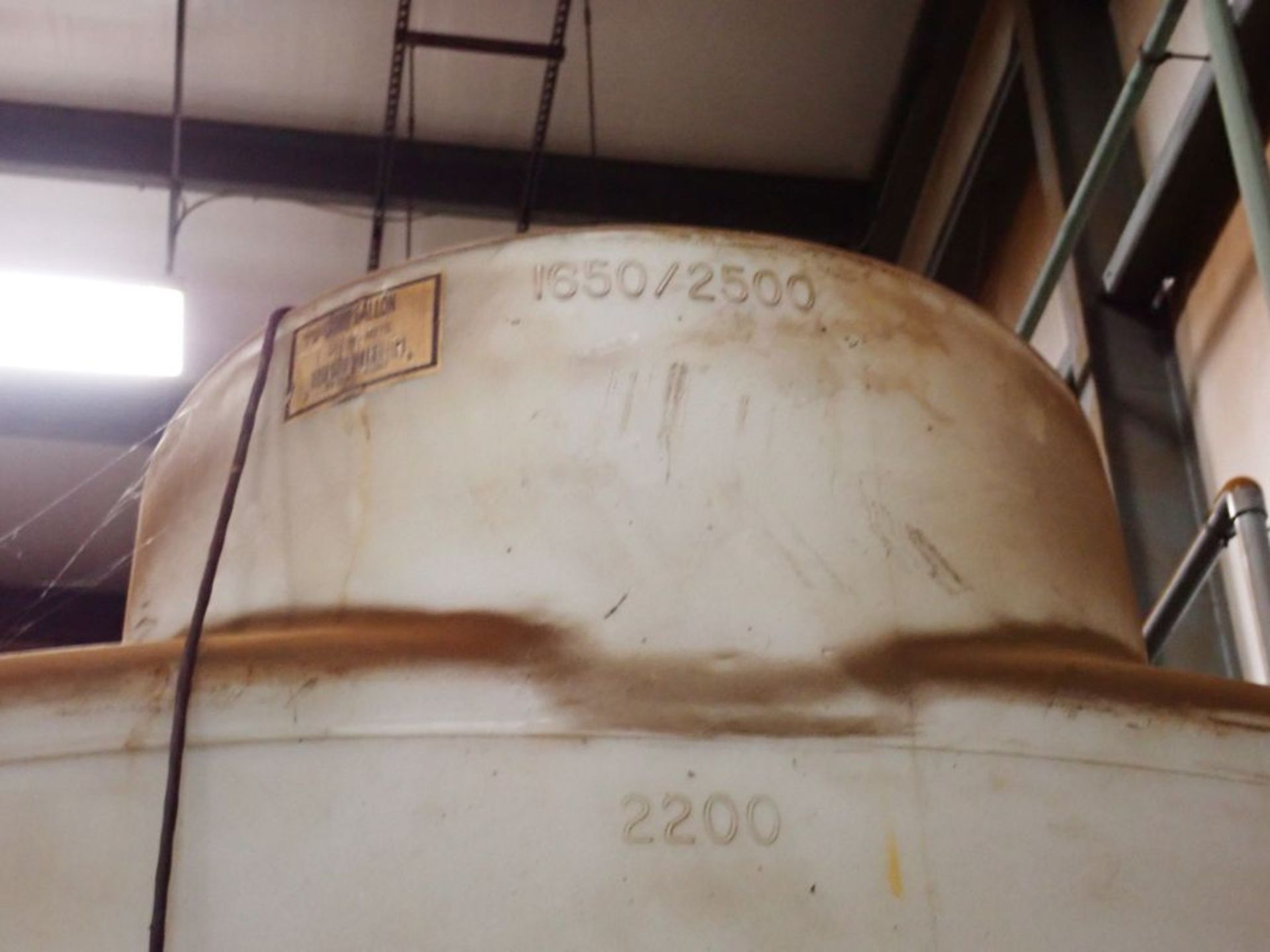 2500 Gallon Tank - Image 2 of 5