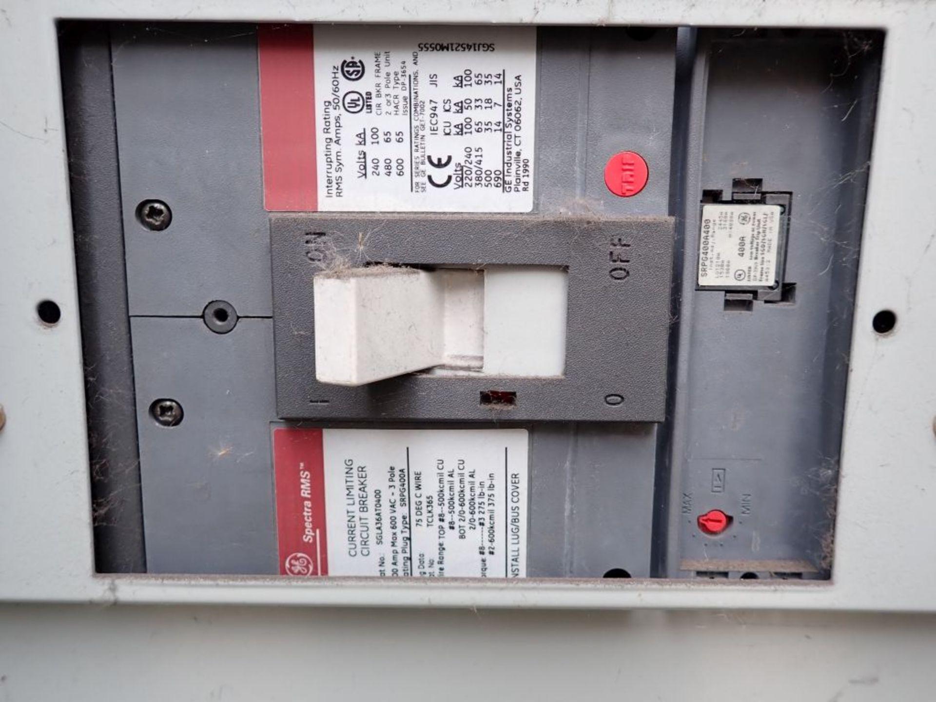 GE 4000A Switchgear - Image 16 of 21