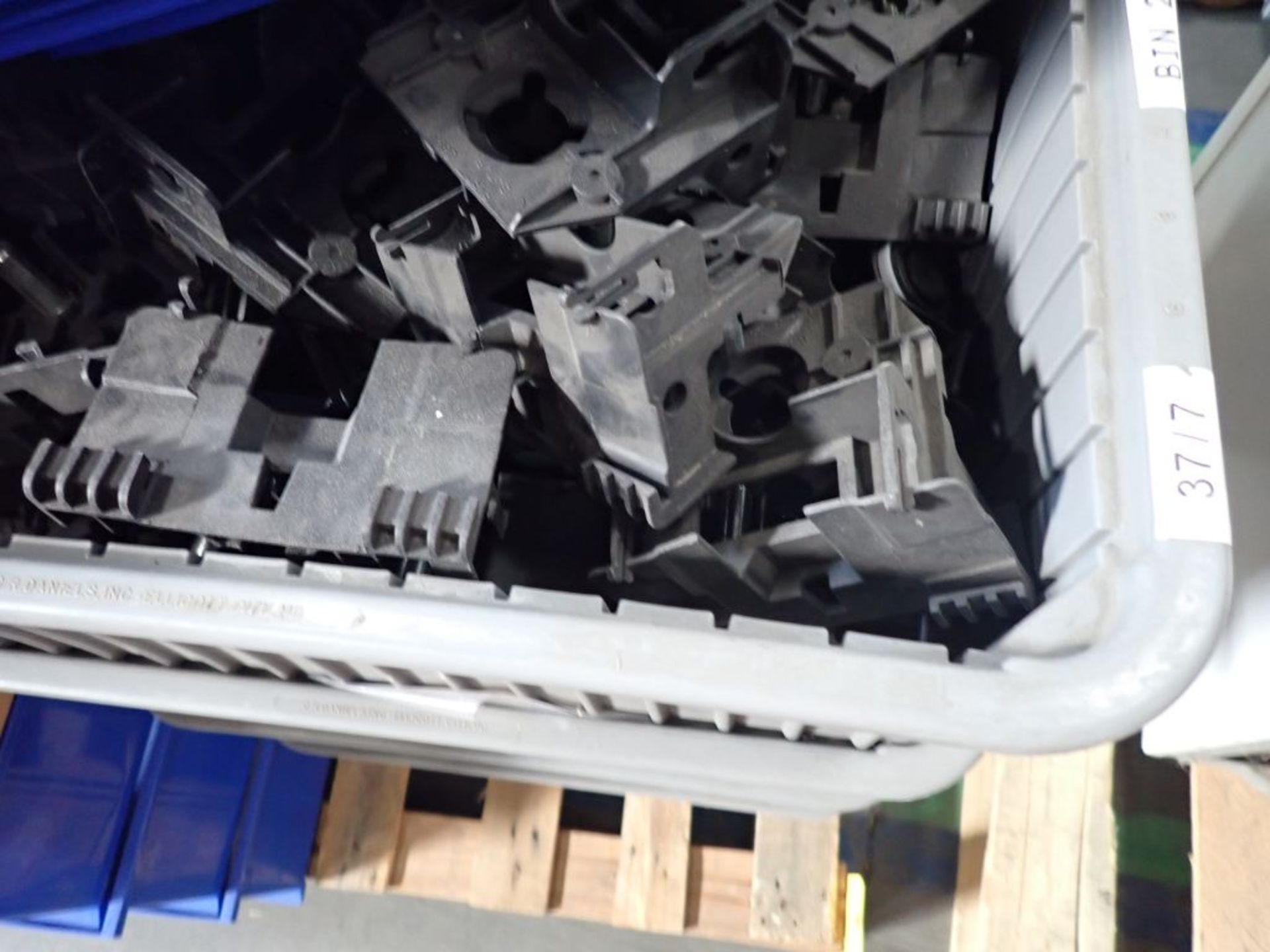 Lot of (2) Pallets of Plastic Bins and Misc Items - Image 10 of 12