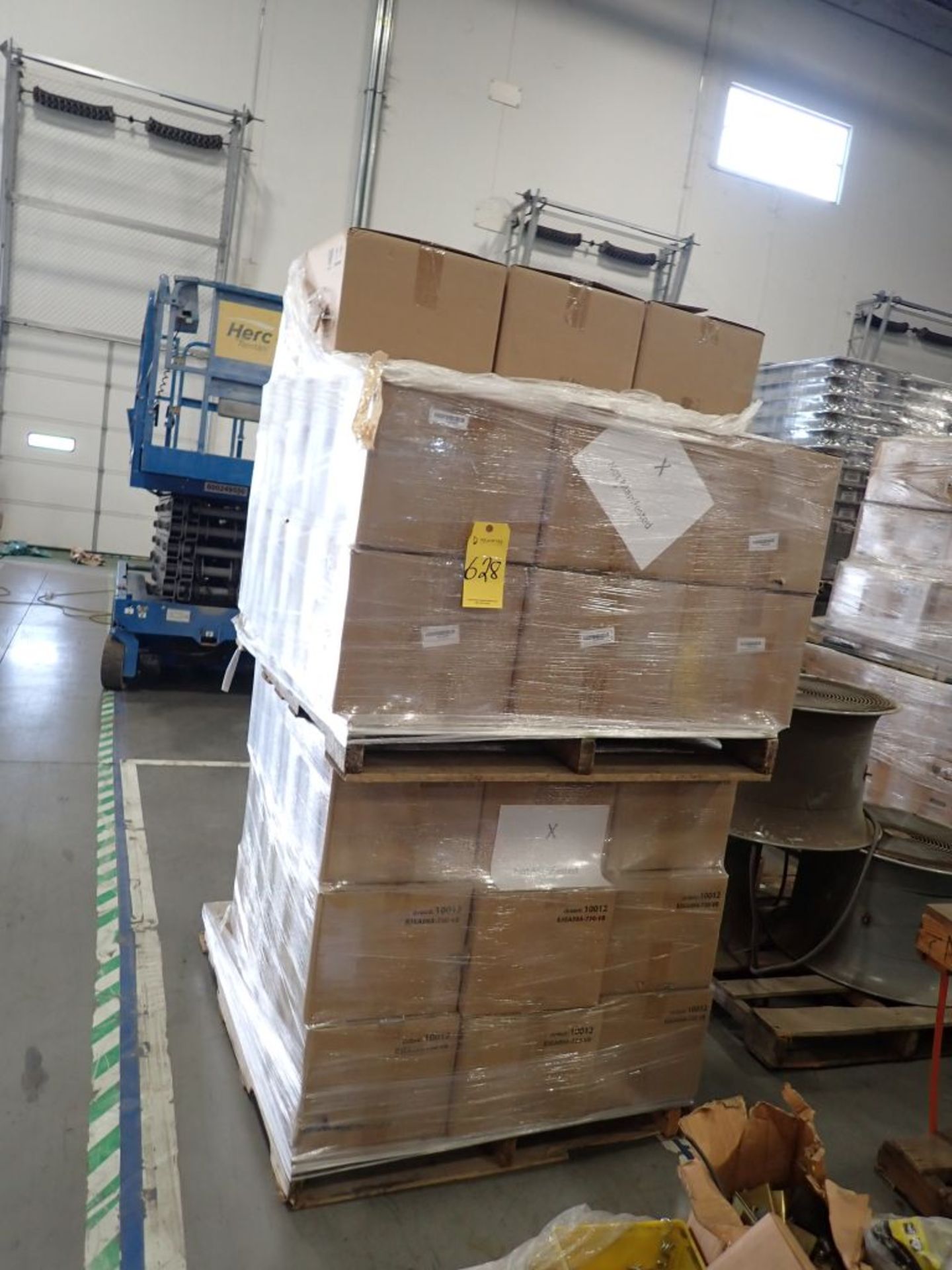 Lot of (33) Boxes of Energetic Lighting