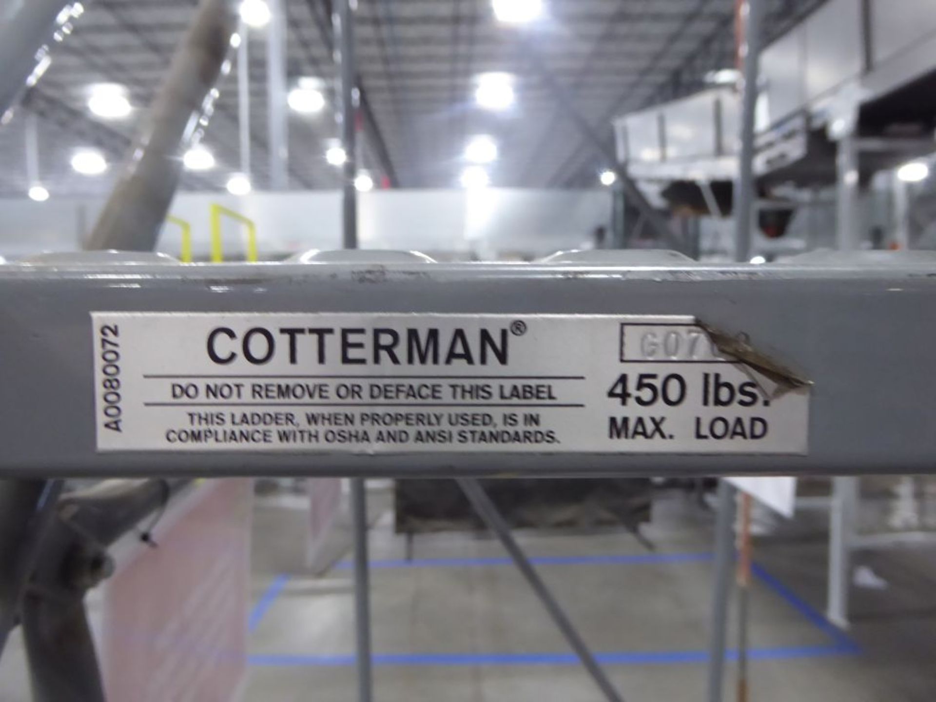 Cotterman Easy 50 10' Rolling Ladder - Image 4 of 5
