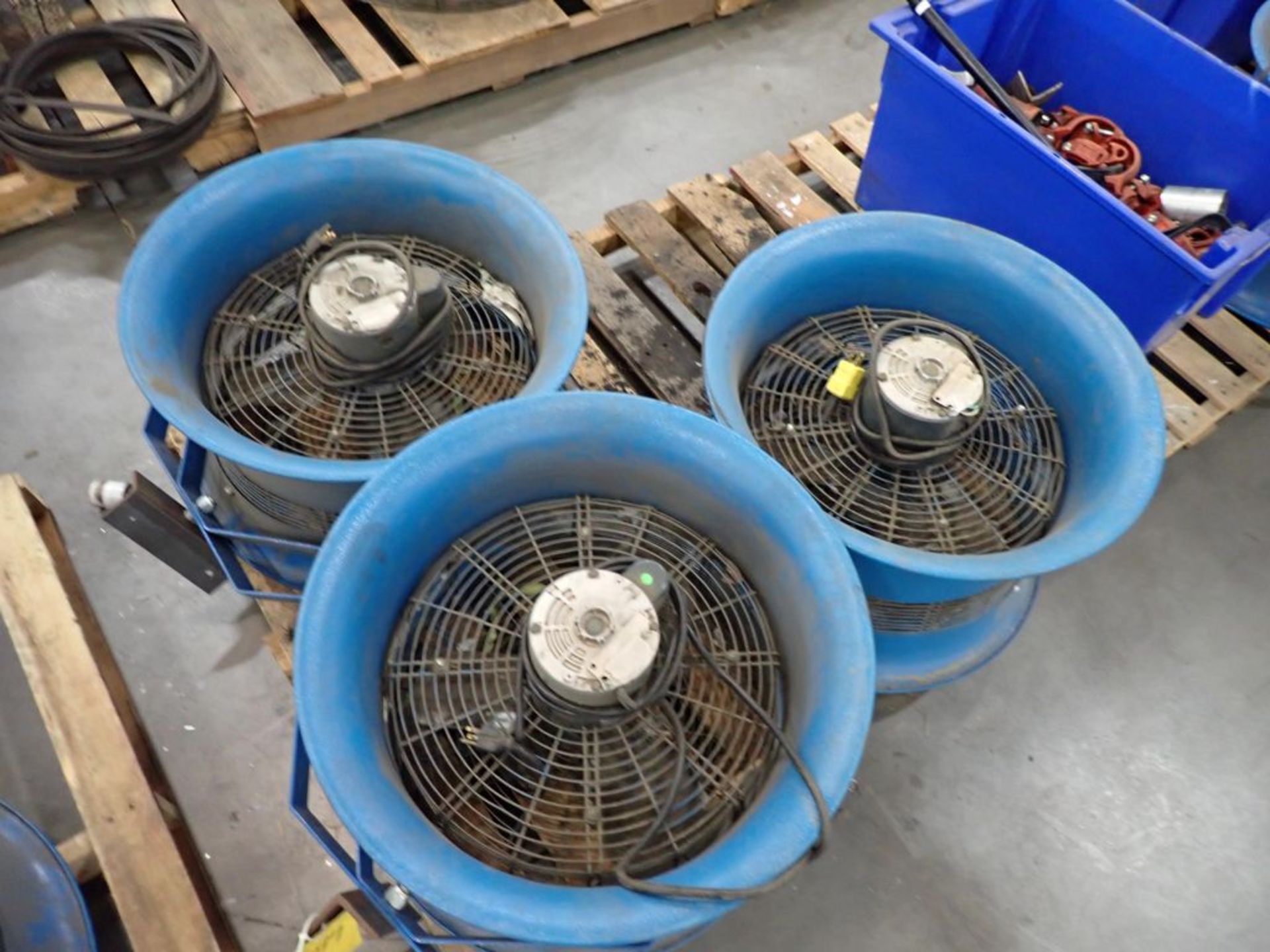 Lot of (3) Hybrid Patterson 18" Fans