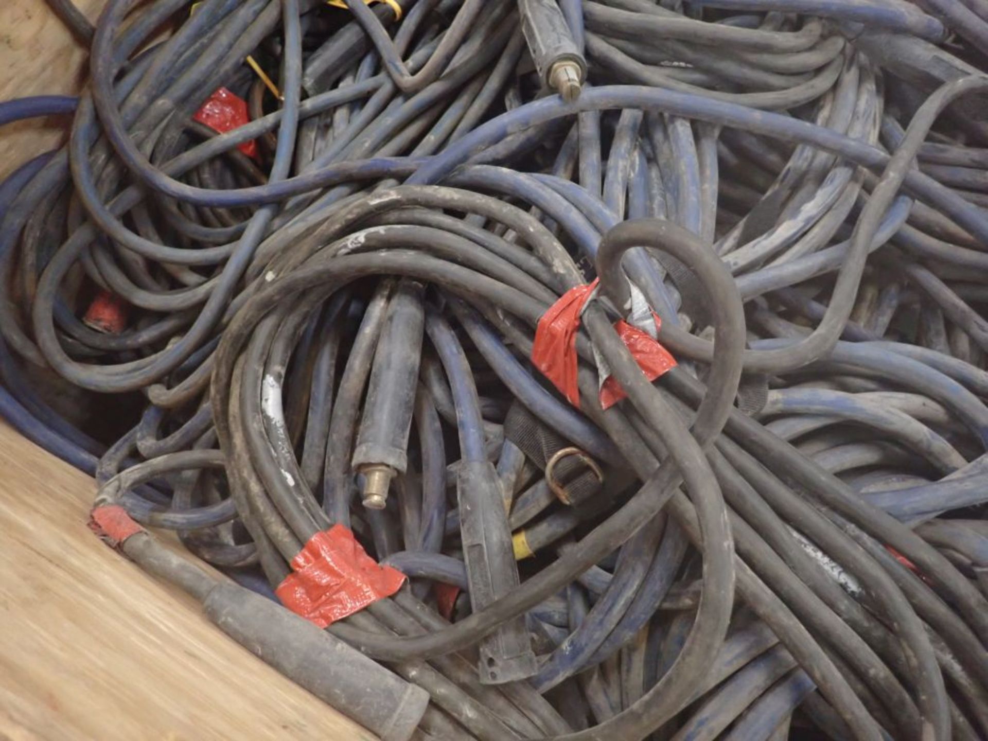Crate of Welding Leads - Image 6 of 9