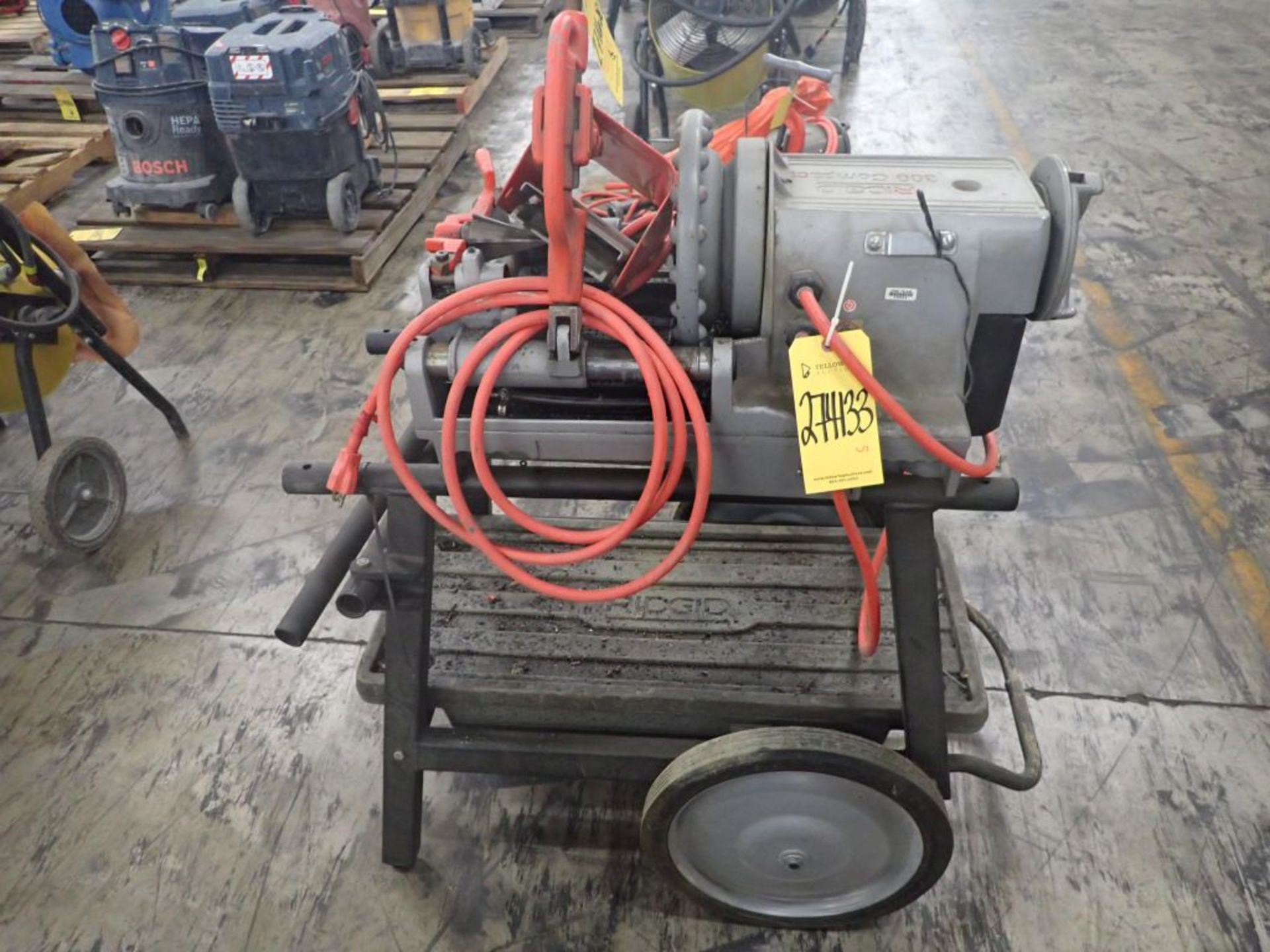 Rigid Threading Machine On Portable Cart