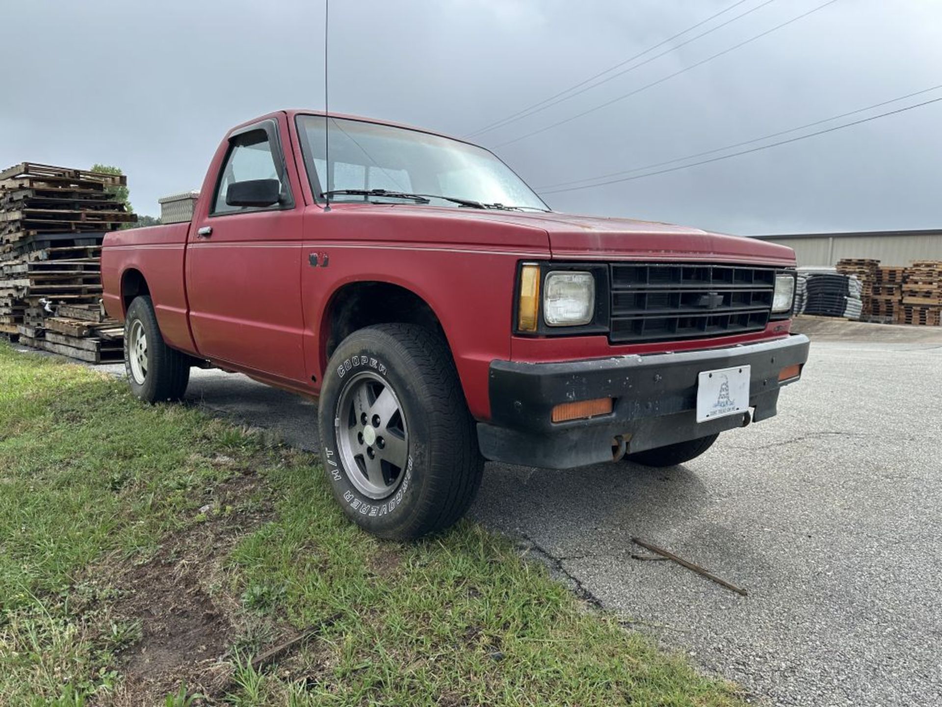 1990 Chevrolet S10 Pickup Truck - Image 2 of 14