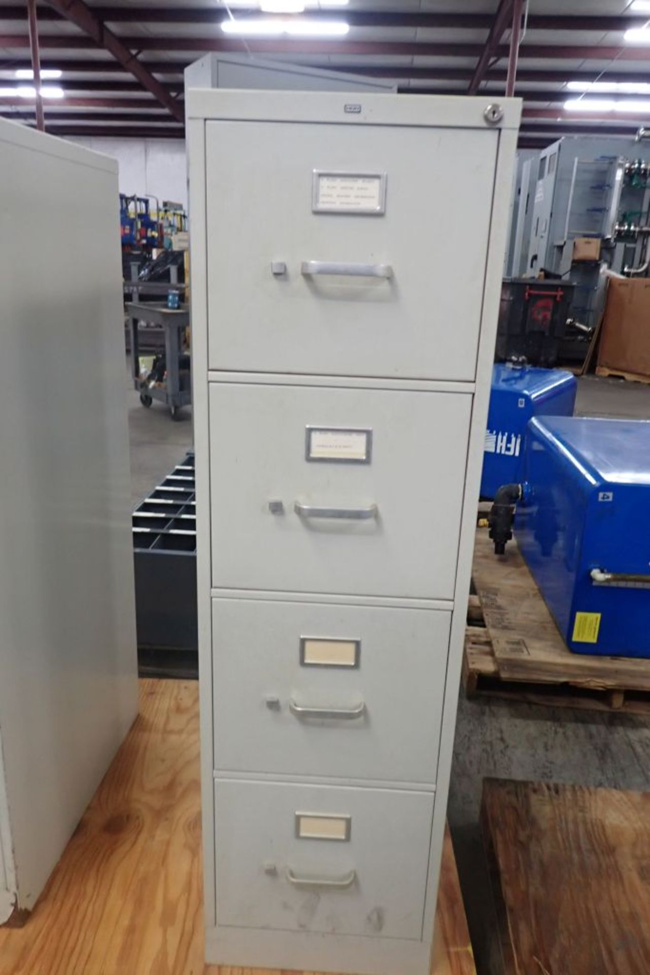 Lot of (2) Hon 4 Drawer Filing Cabinets - Image 2 of 14