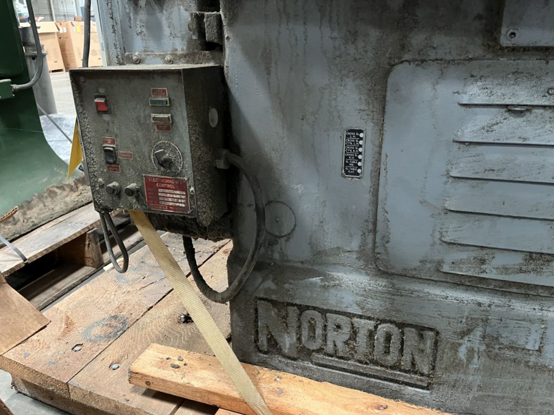 Norton Grinding Machine - Image 5 of 5