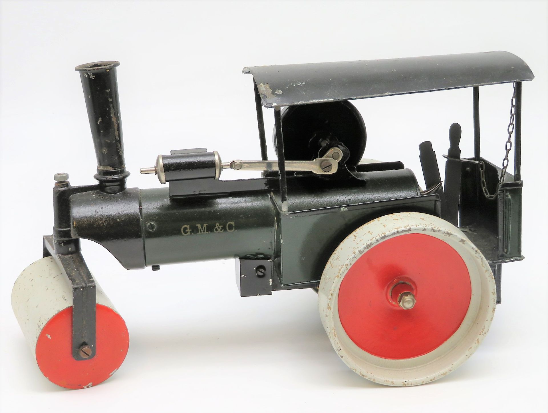 Dampfmaschine, Märklin, Straßenwalze mit Anhänger, Nr. 1084, "Strassenbauamt", Uhrwerkantrieb, Blec